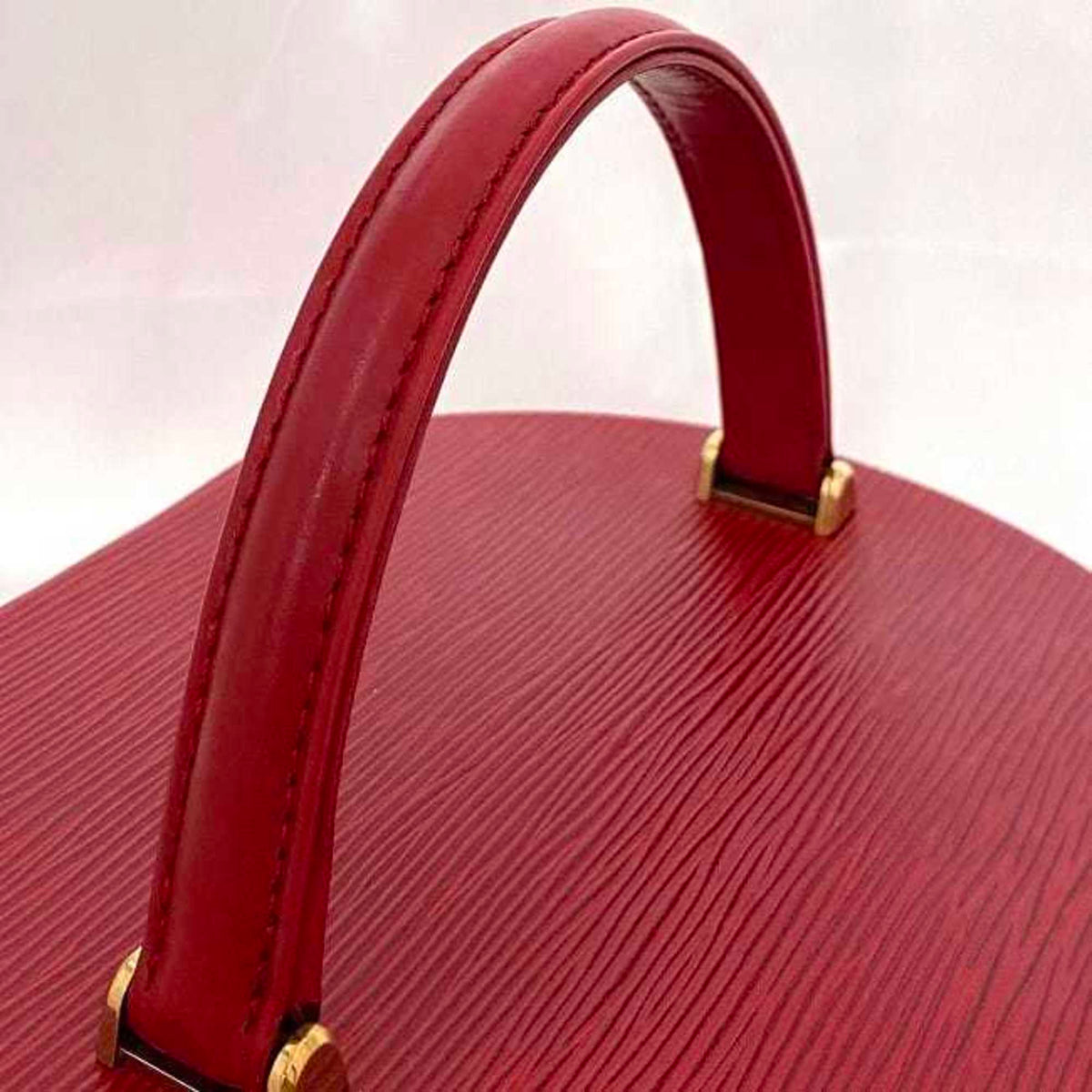 Louis Vuitton Castilian Red Epi Leather Handbag Vanity Bag (Pre-Owned)