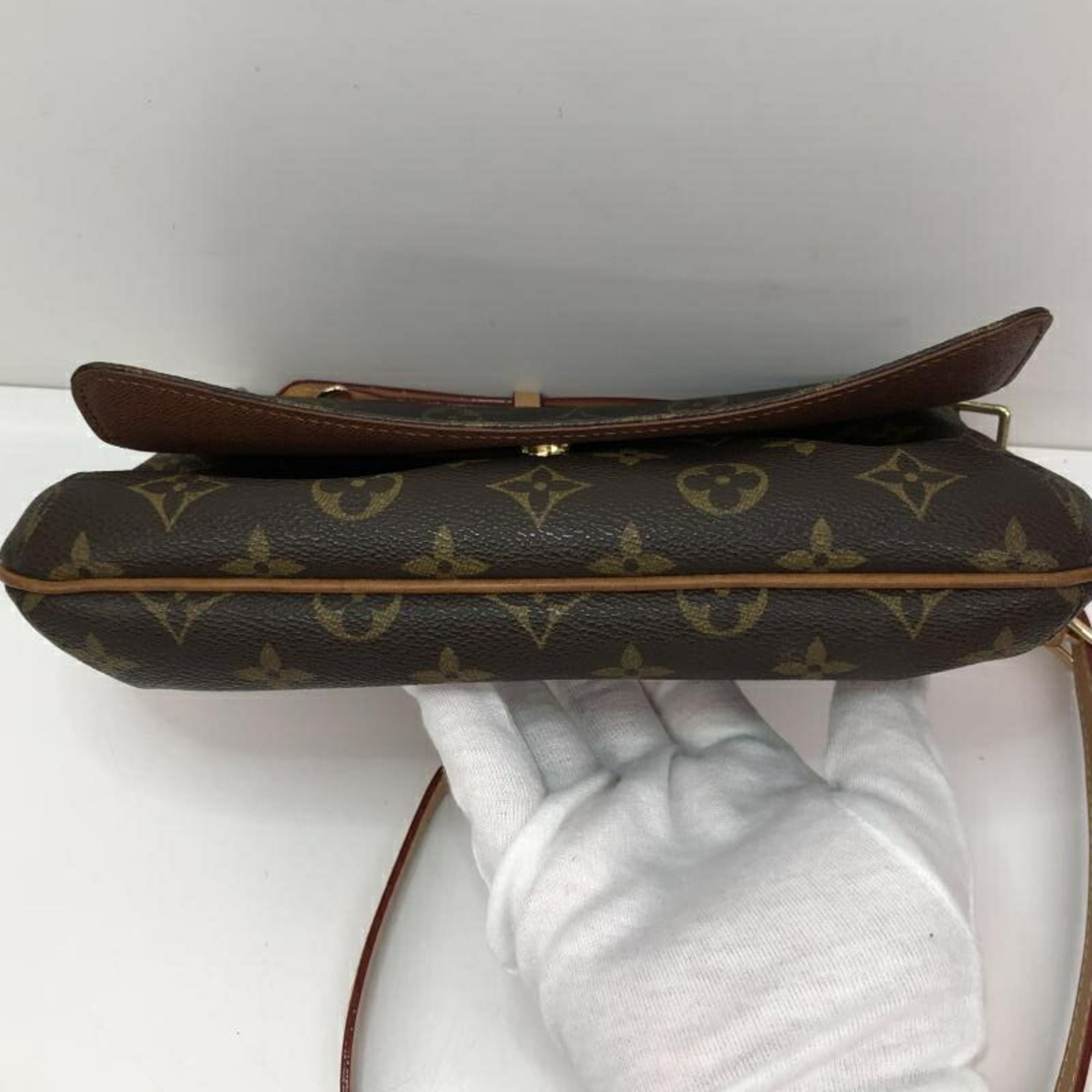 Louis Vuitton Monogram Monogram Shoulder Bag (Pre-Owned)