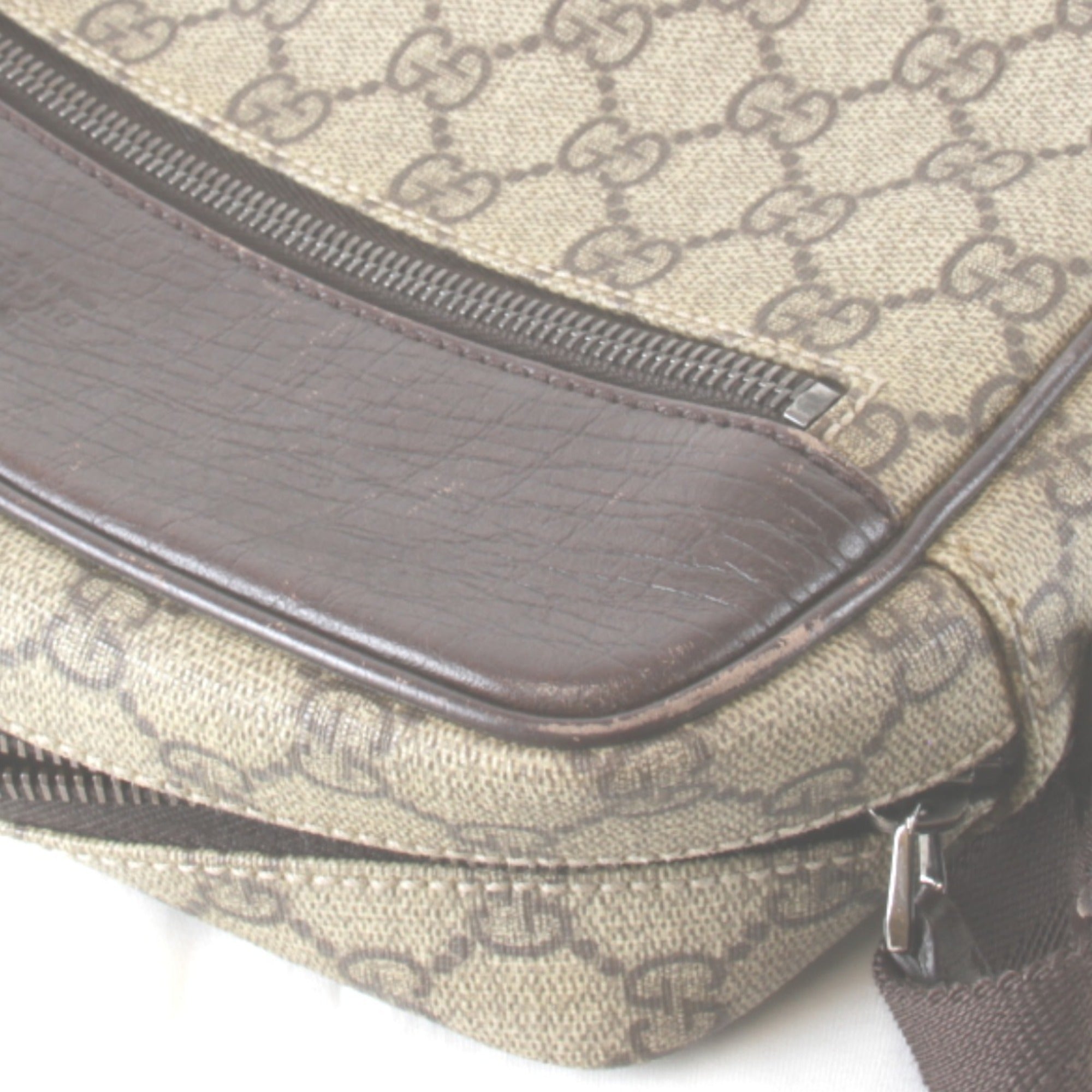 Gucci Beige Gg Supreme Shoulder Bag (Pre-Owned)