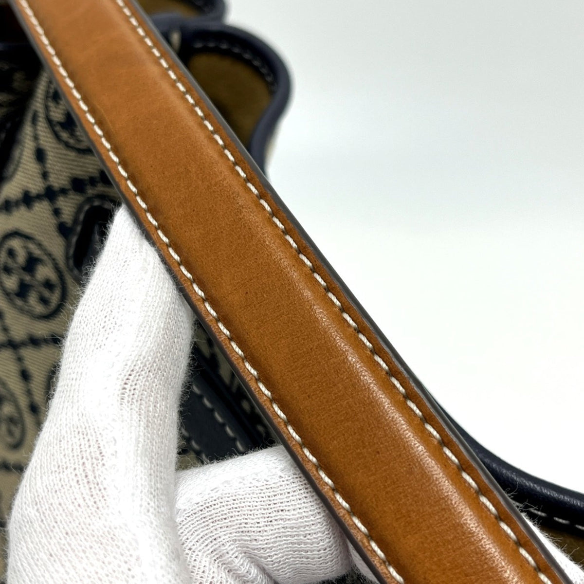 Tory Burch Navy Canvas Handbag Tote Bag (Pre-Owned)