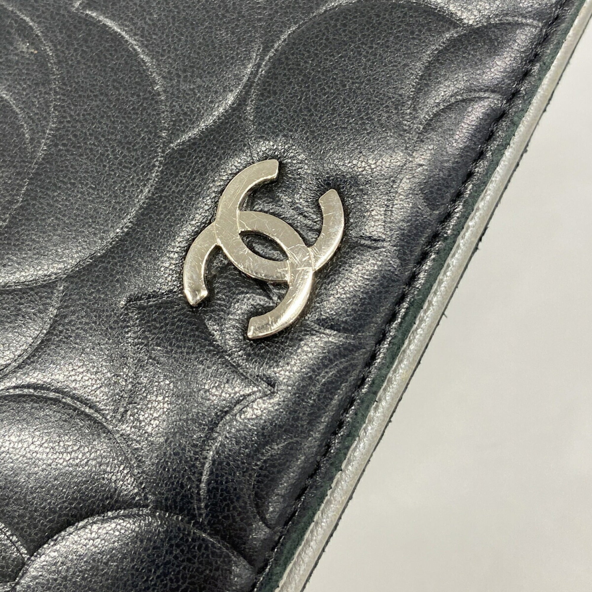 Chanel Black Leather Long Wallet (Bi-Fold) (Pre-Owned)