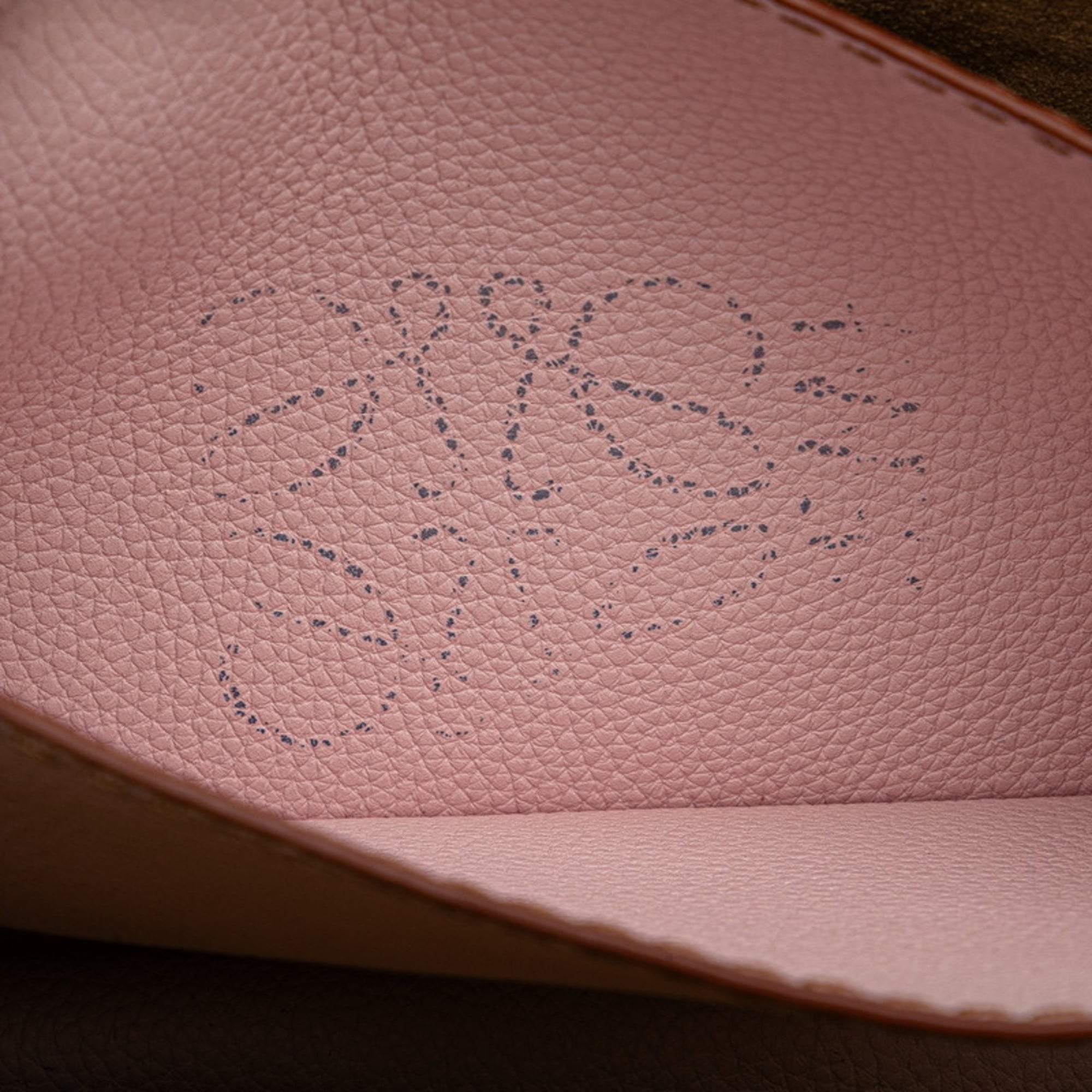 Loewe Barcelona Brown Pink Leather Shoulder Bag (Pre-Owned)