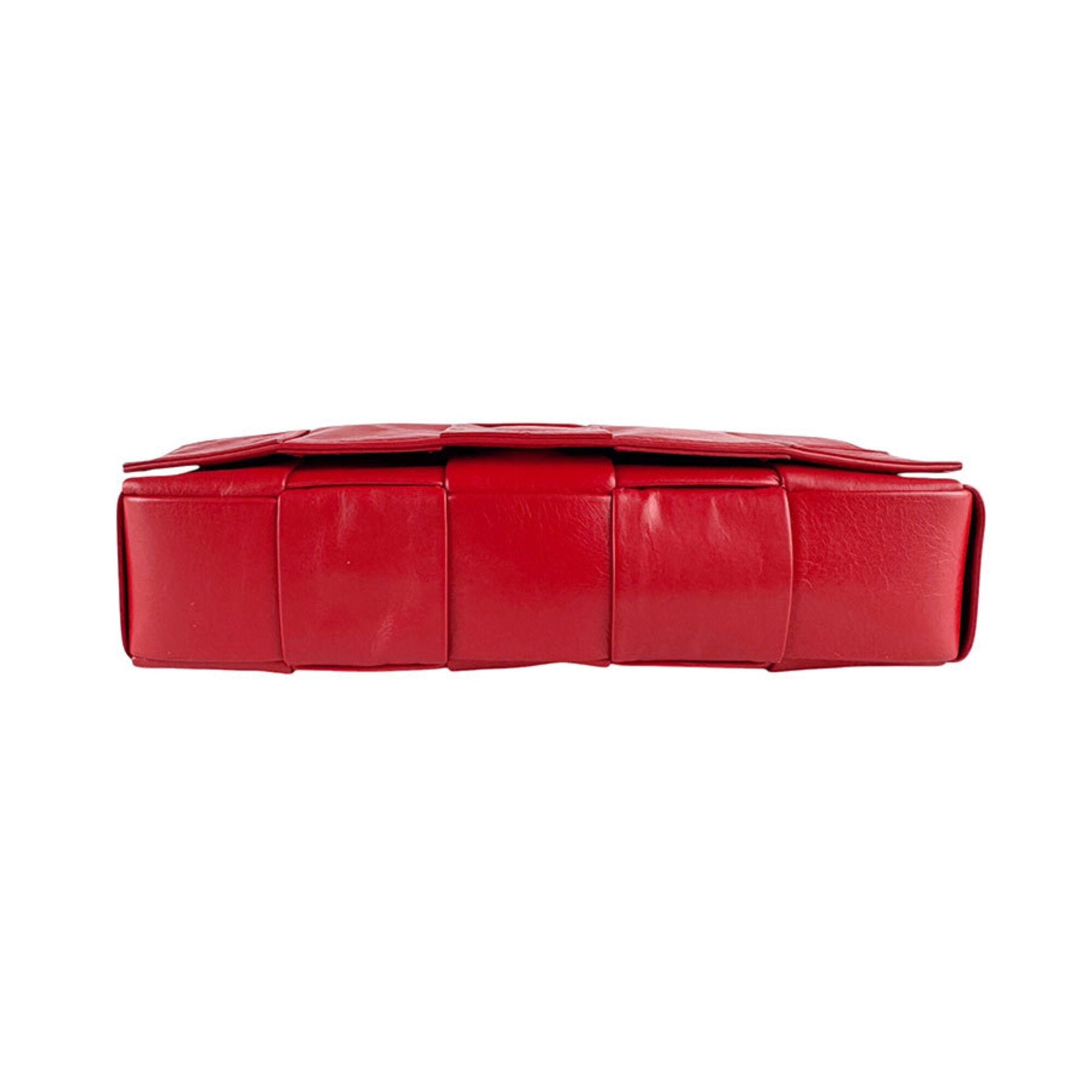 Bottega Veneta Red Color Leather Shoulder Bag (Pre-Owned)