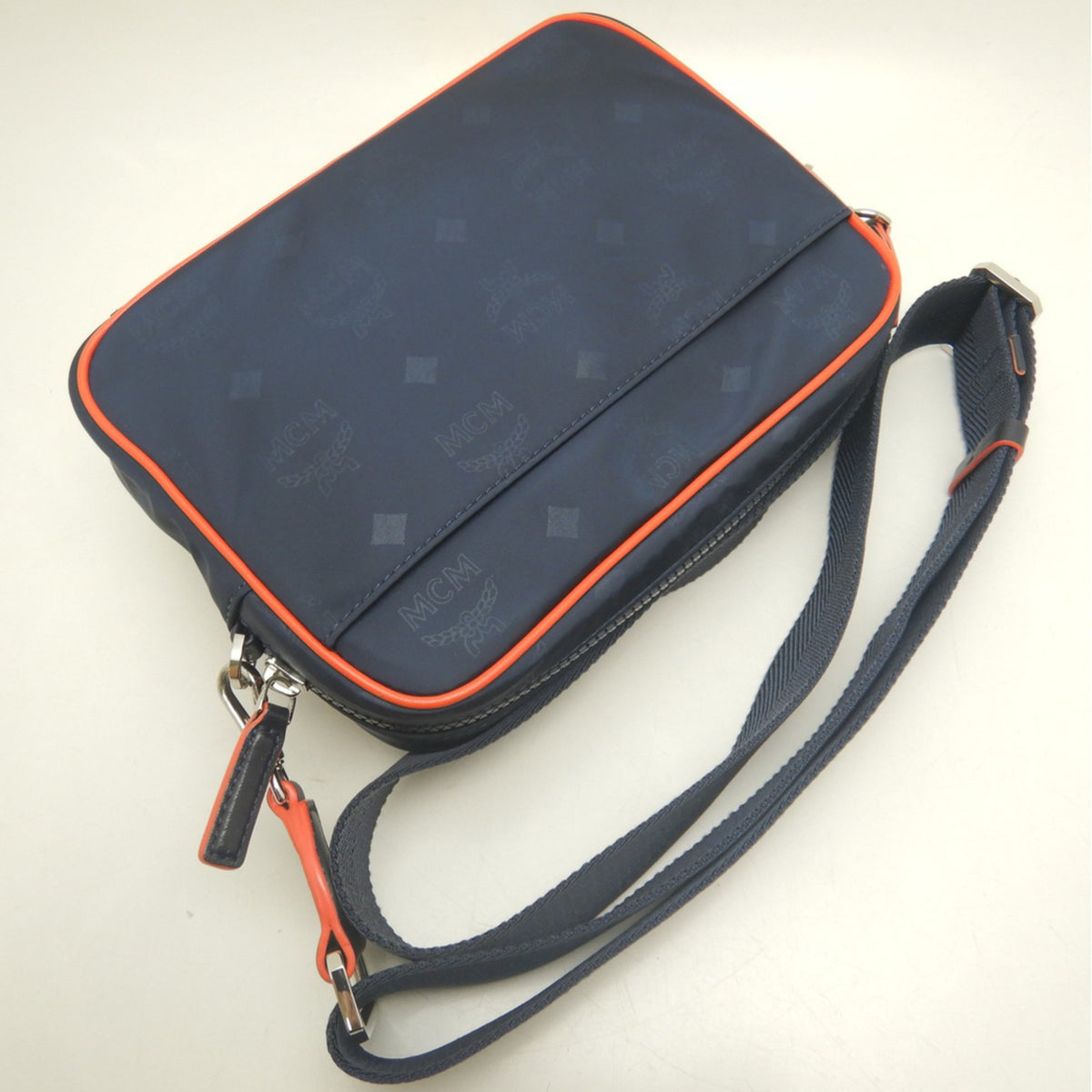 Mcm Navy Nylon Crossbody Bag Shoulder Bag (Pre-Owned)