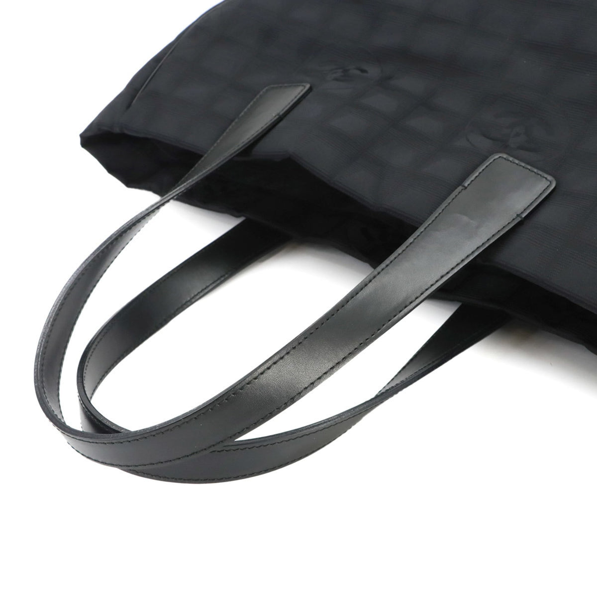 Chanel New Travel Line Black Nylon Jacquard Leather Handbag Tote Bag Weekend Bag (Pre-Owned)