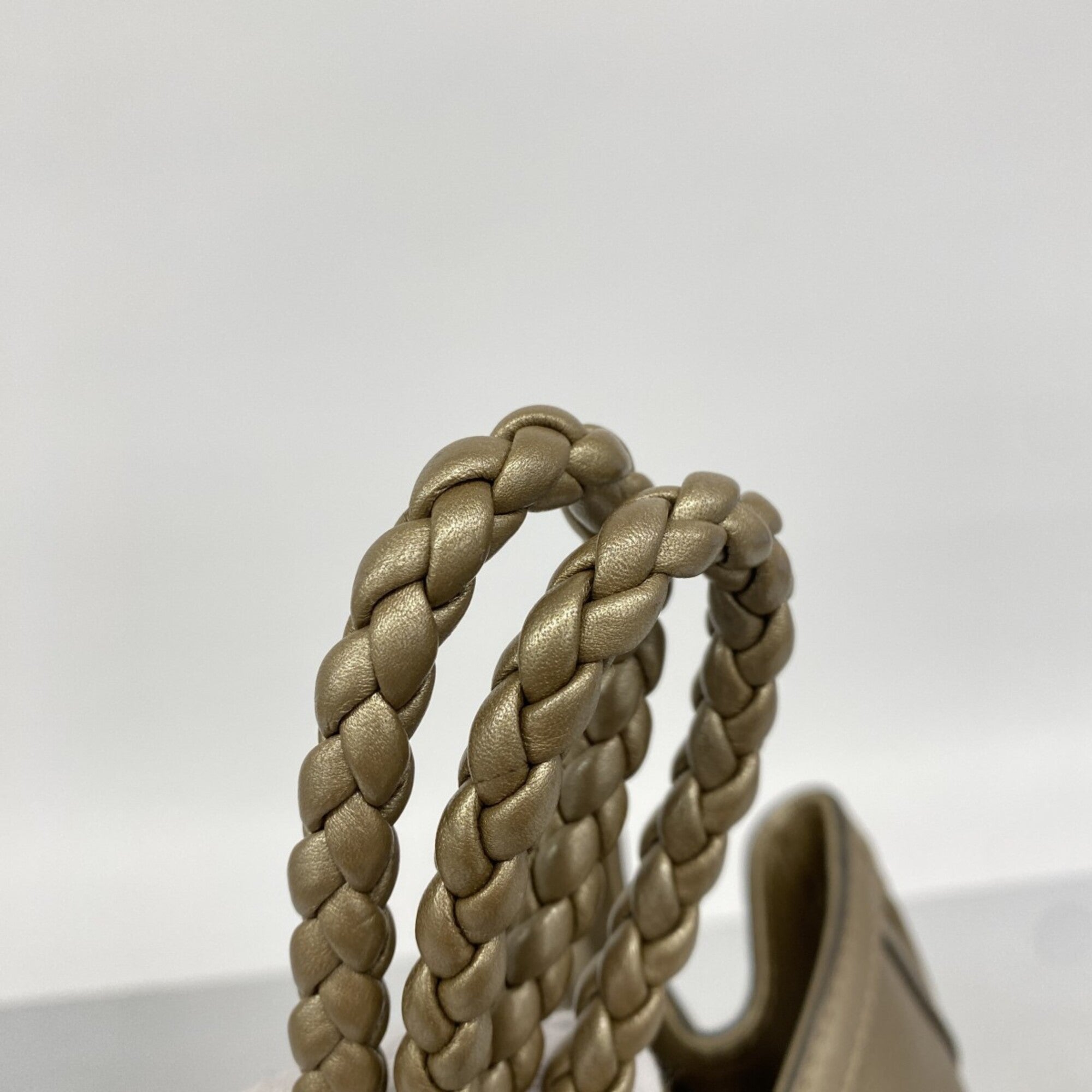 Gucci Gold Leather Tote Bag (Pre-Owned)