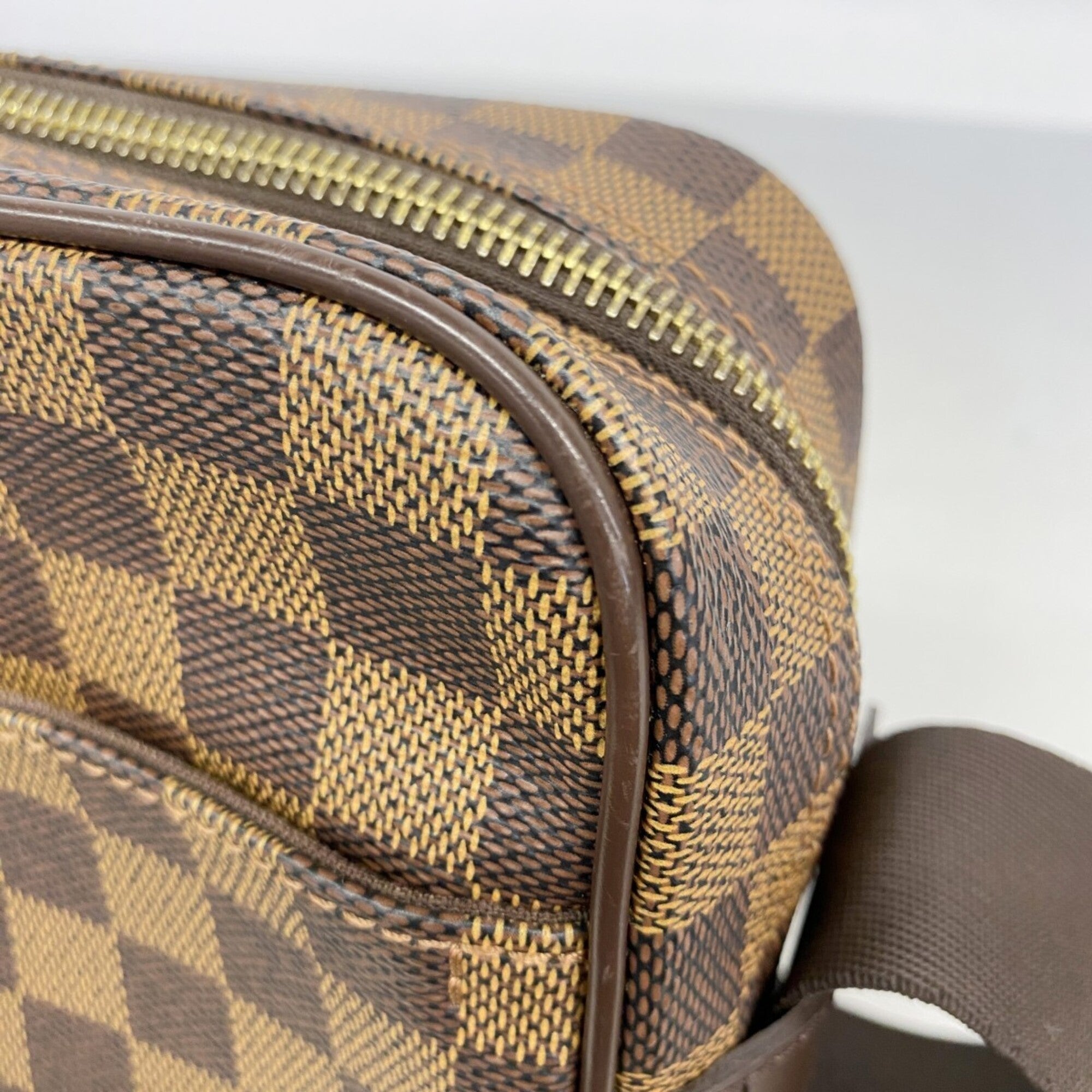 Louis Vuitton Ebene Shoulder Bag (Pre-Owned)