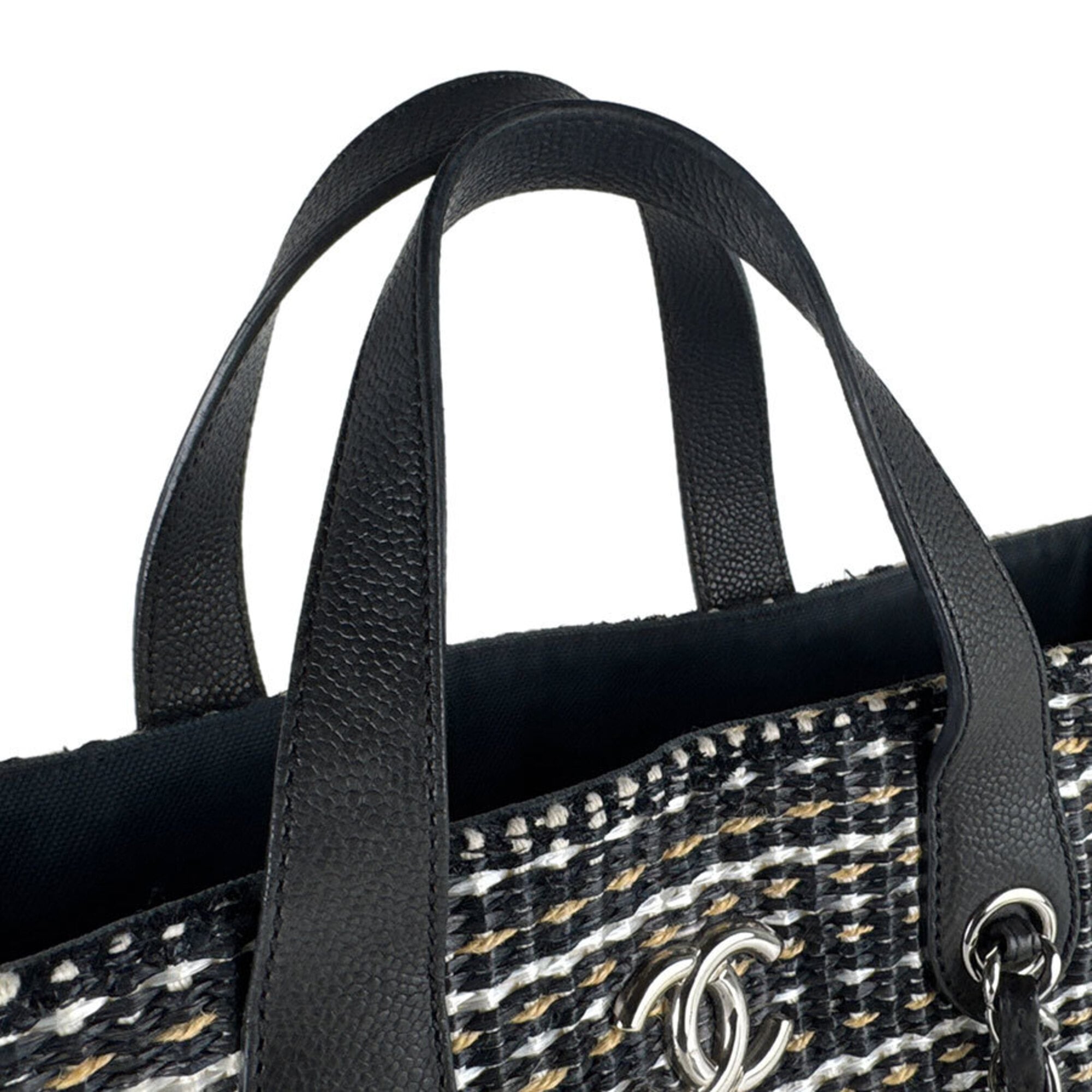 Chanel Beige Black White Raffia Handbag Shoulder Bag (Pre-Owned)