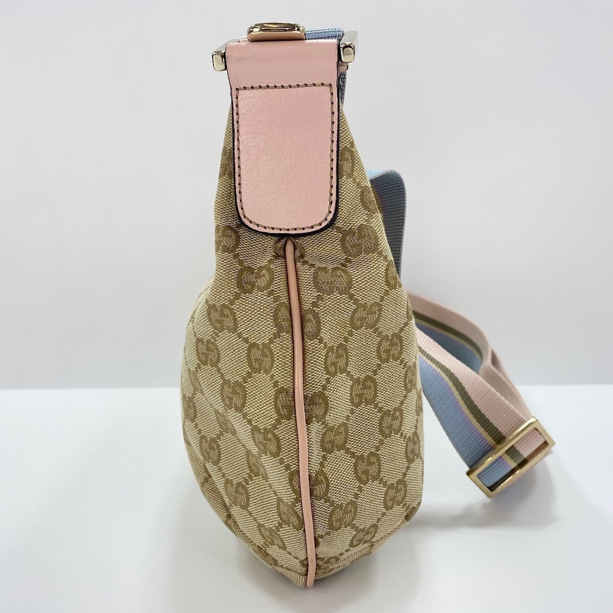 Gucci Beige Shoulder Bag (Pre-Owned)