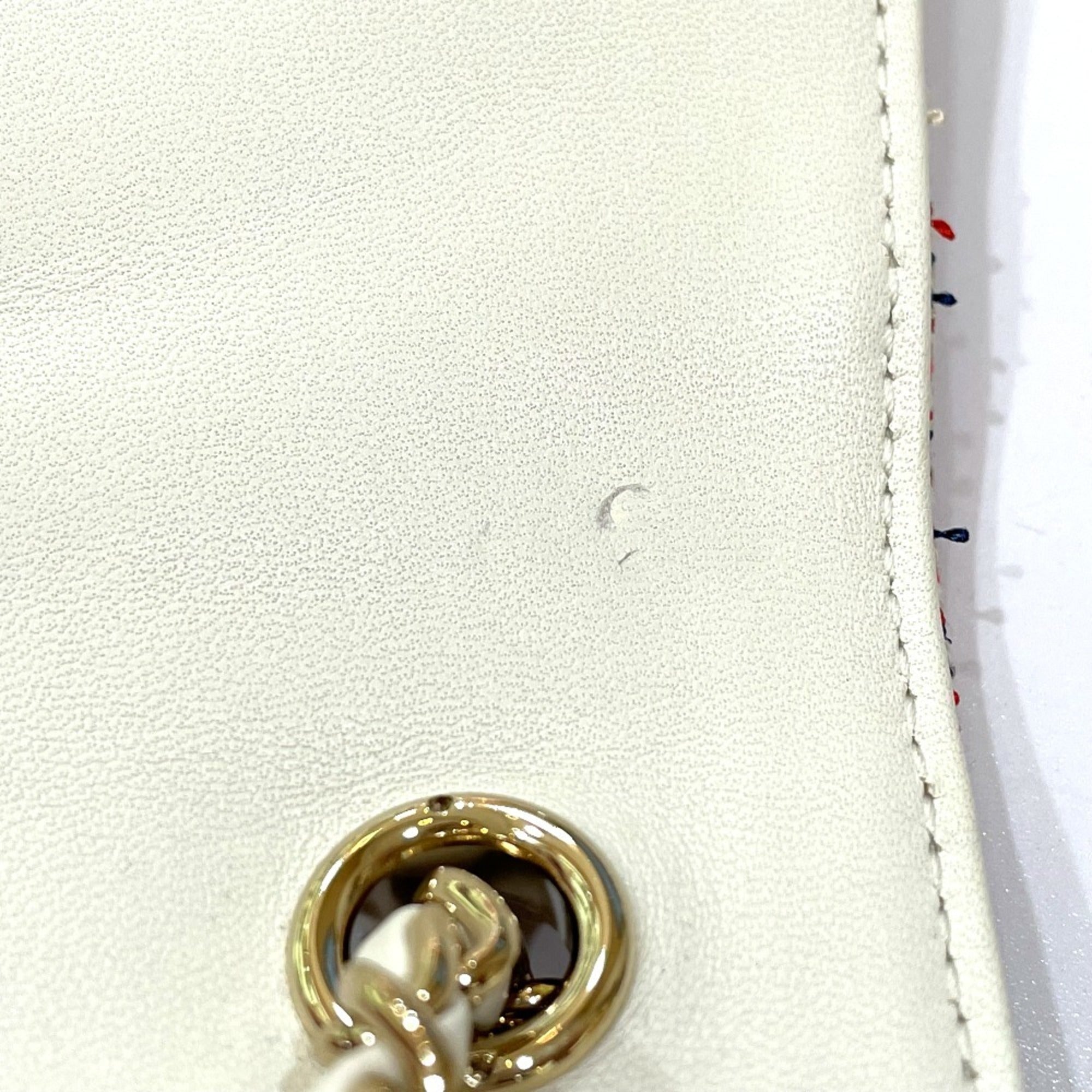 Chanel Red Color White Tweed Leather Pochette Shoulder Bag (Pre-Owned)