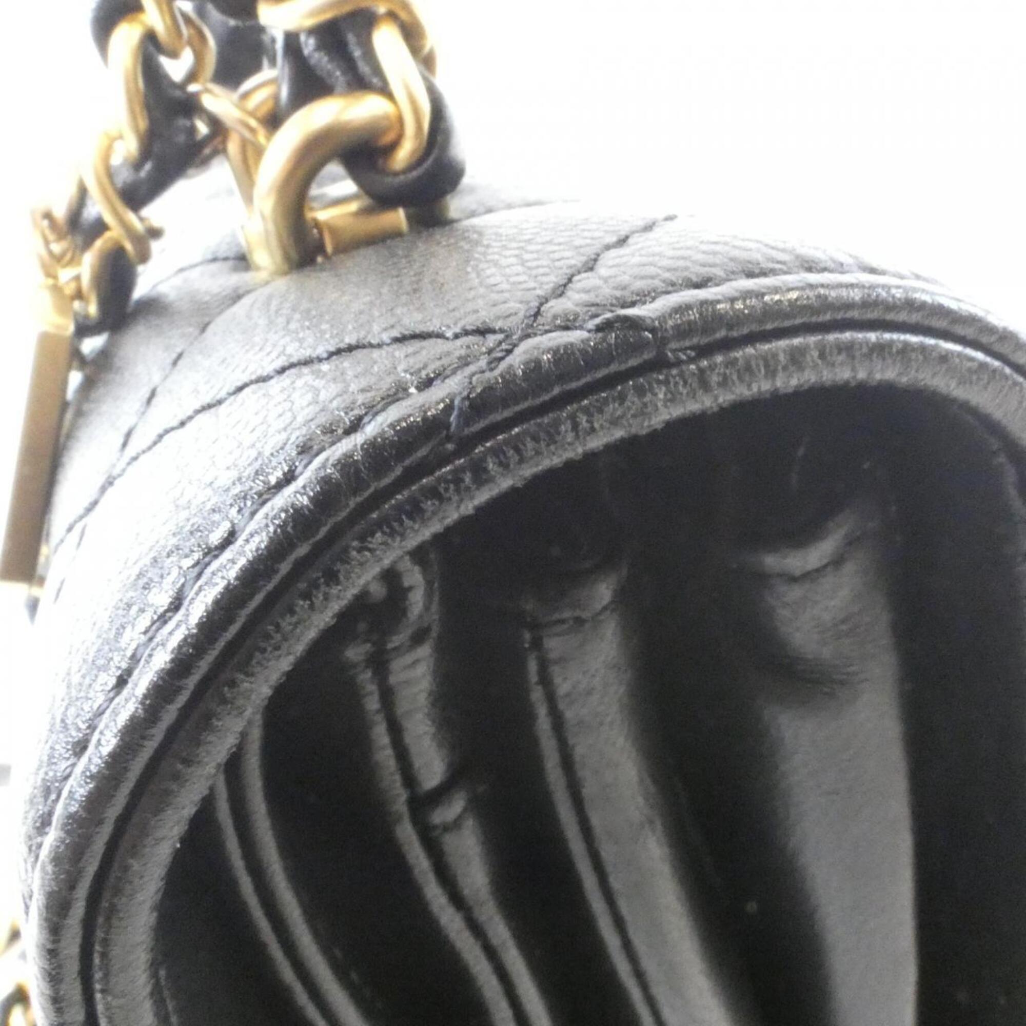 Chanel Black Grained Calfskin Handbag (Pre-Owned)