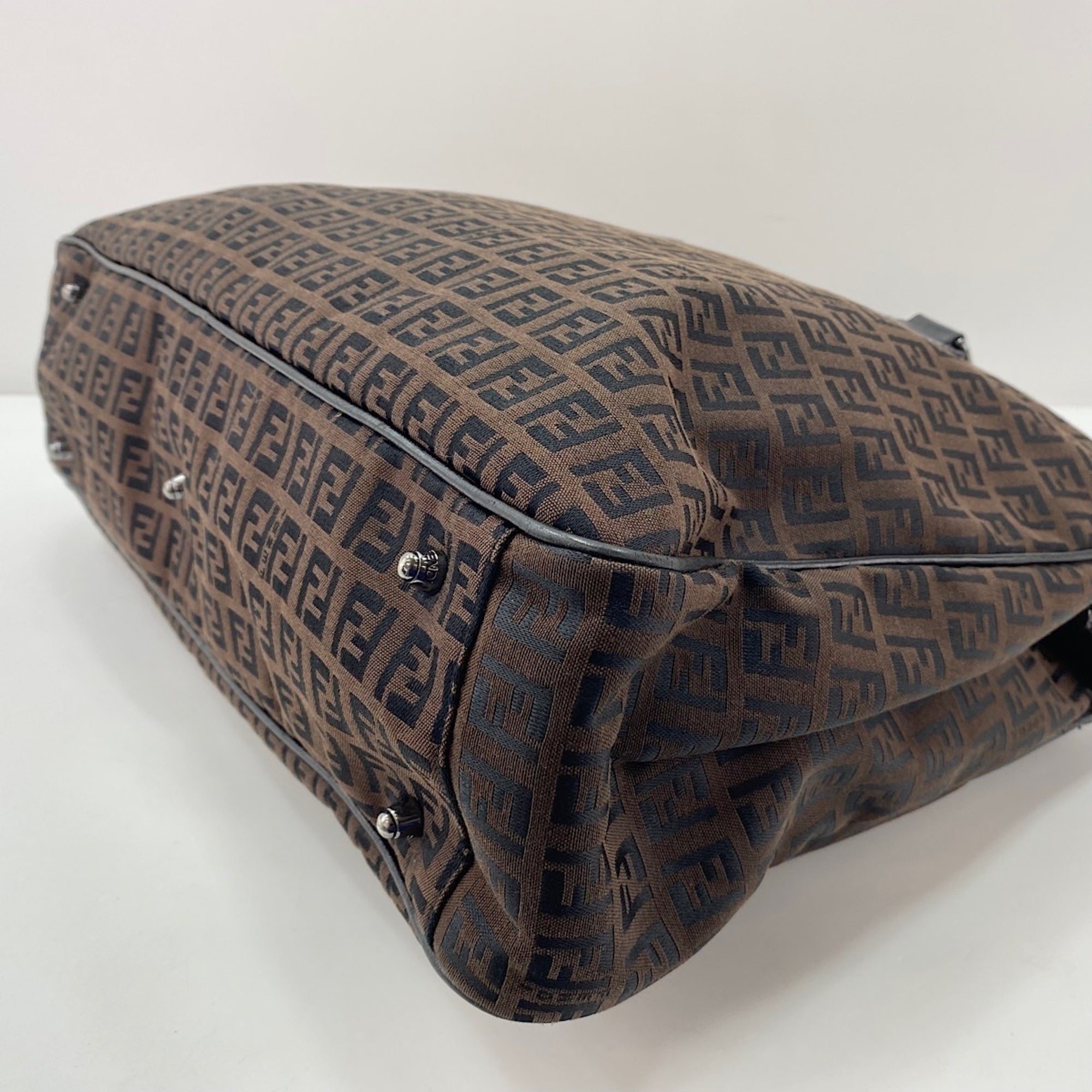 Fendi Brown Canvas Handbag (Pre-Owned)