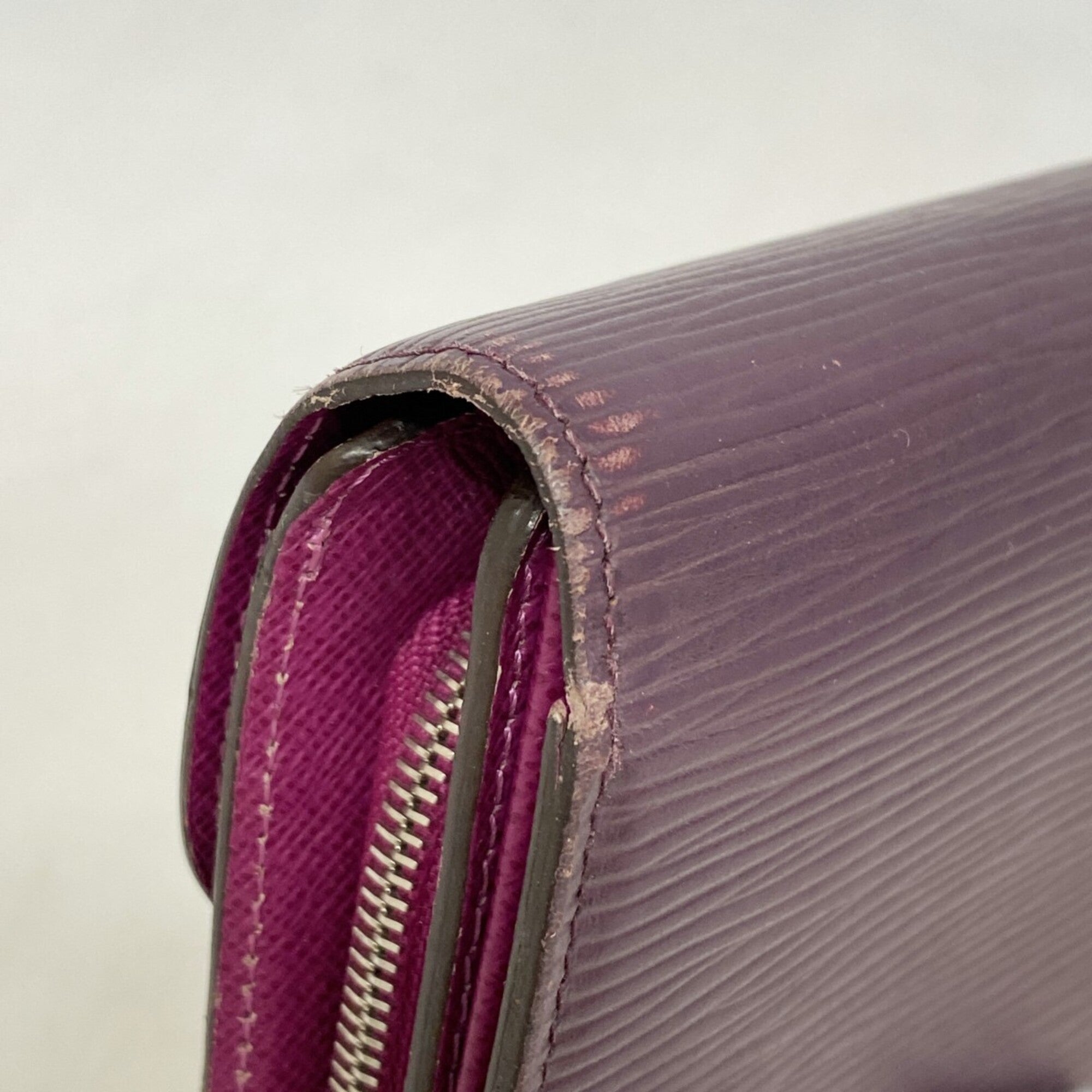 Louis Vuitton Cassis Wallet (Tri-Fold) (Pre-Owned)