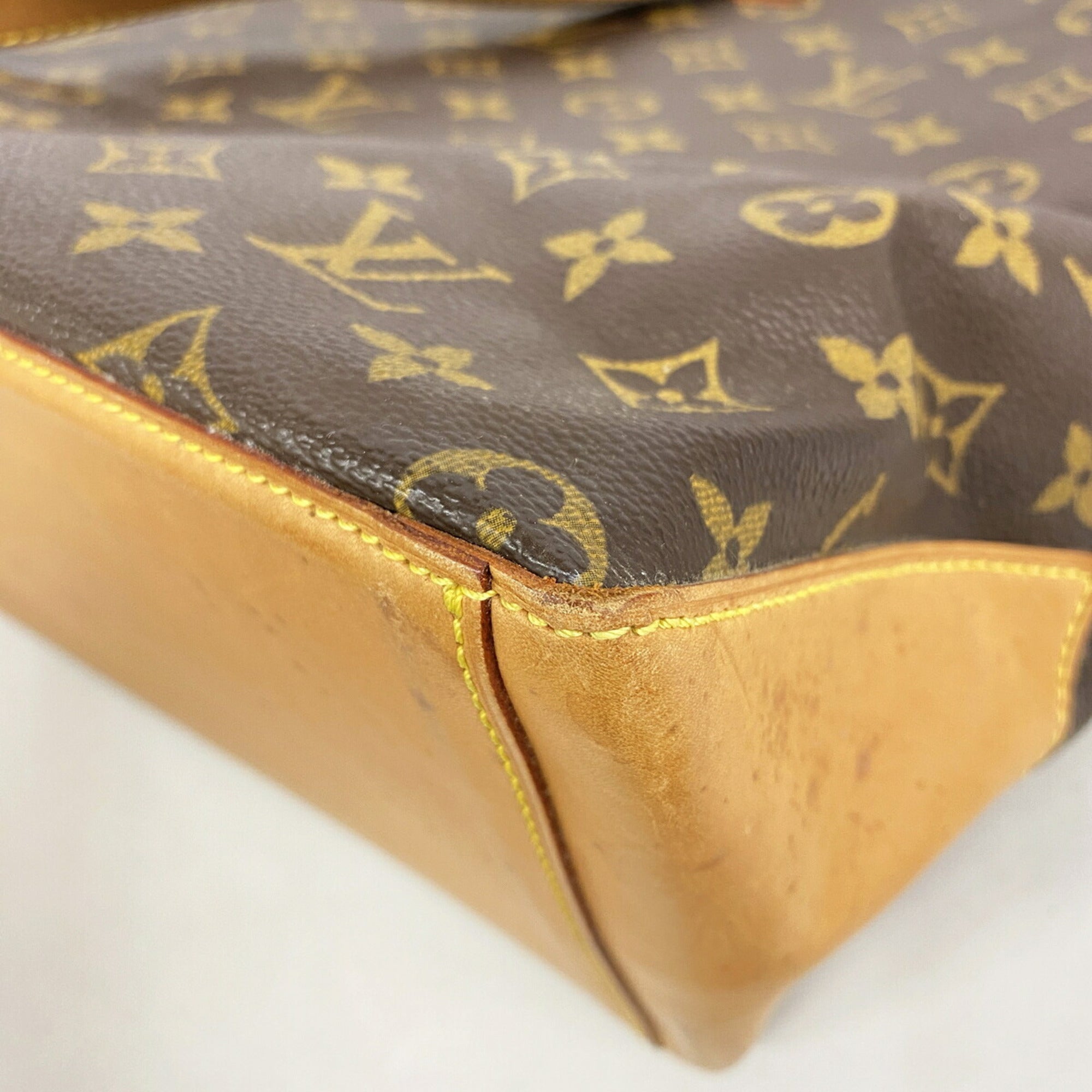 Louis Vuitton Brown Tote Bag (Pre-Owned)