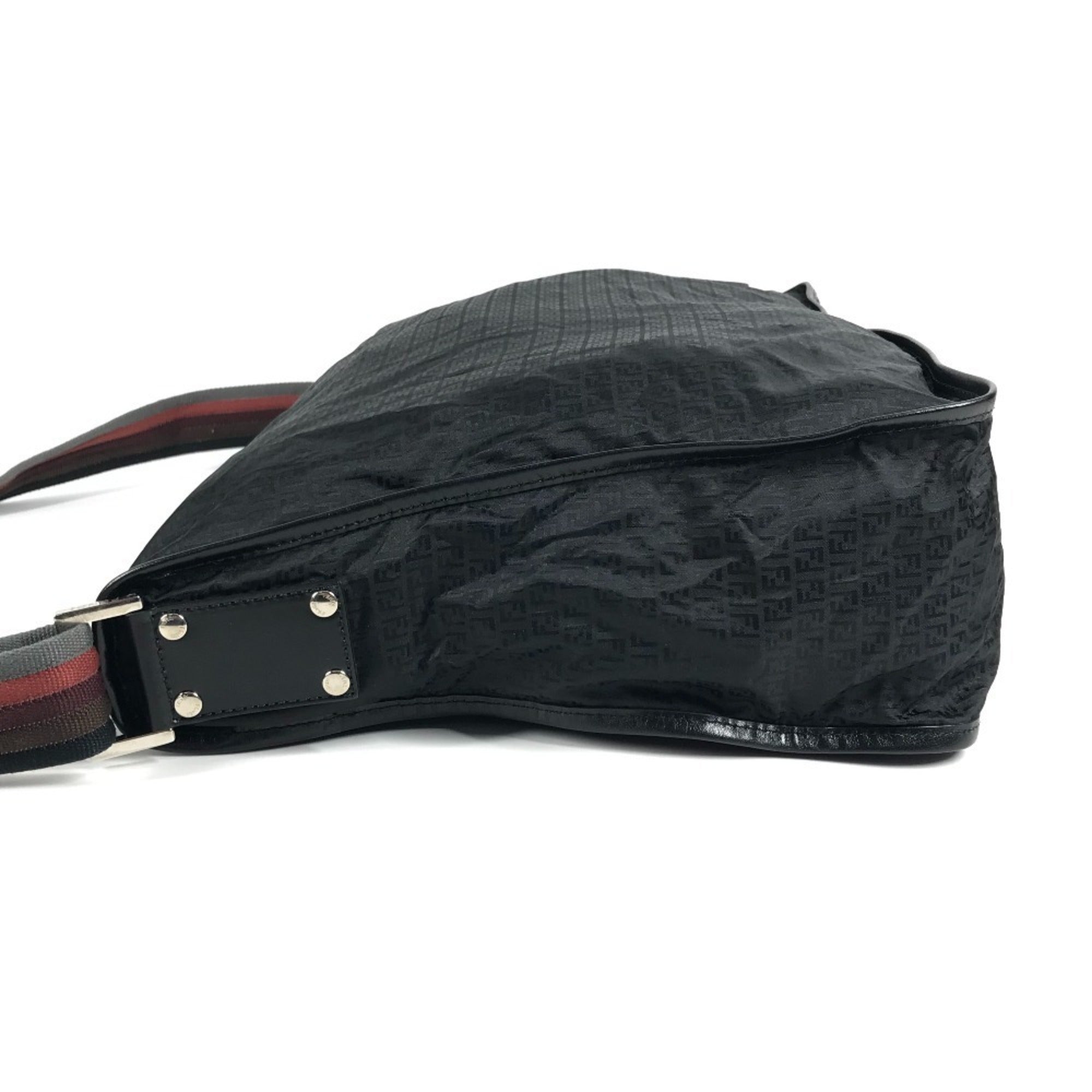 Fendi Black Leather Nylon Shoulder Bag (Pre-Owned)