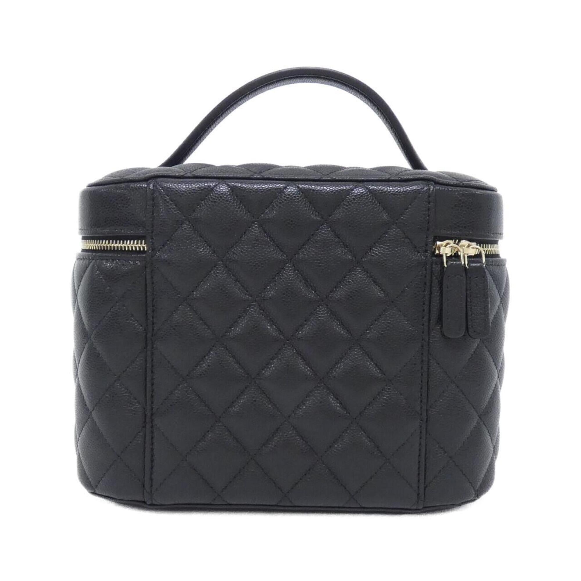 Chanel Black Grained Calfskin Handbag (Pre-Owned)