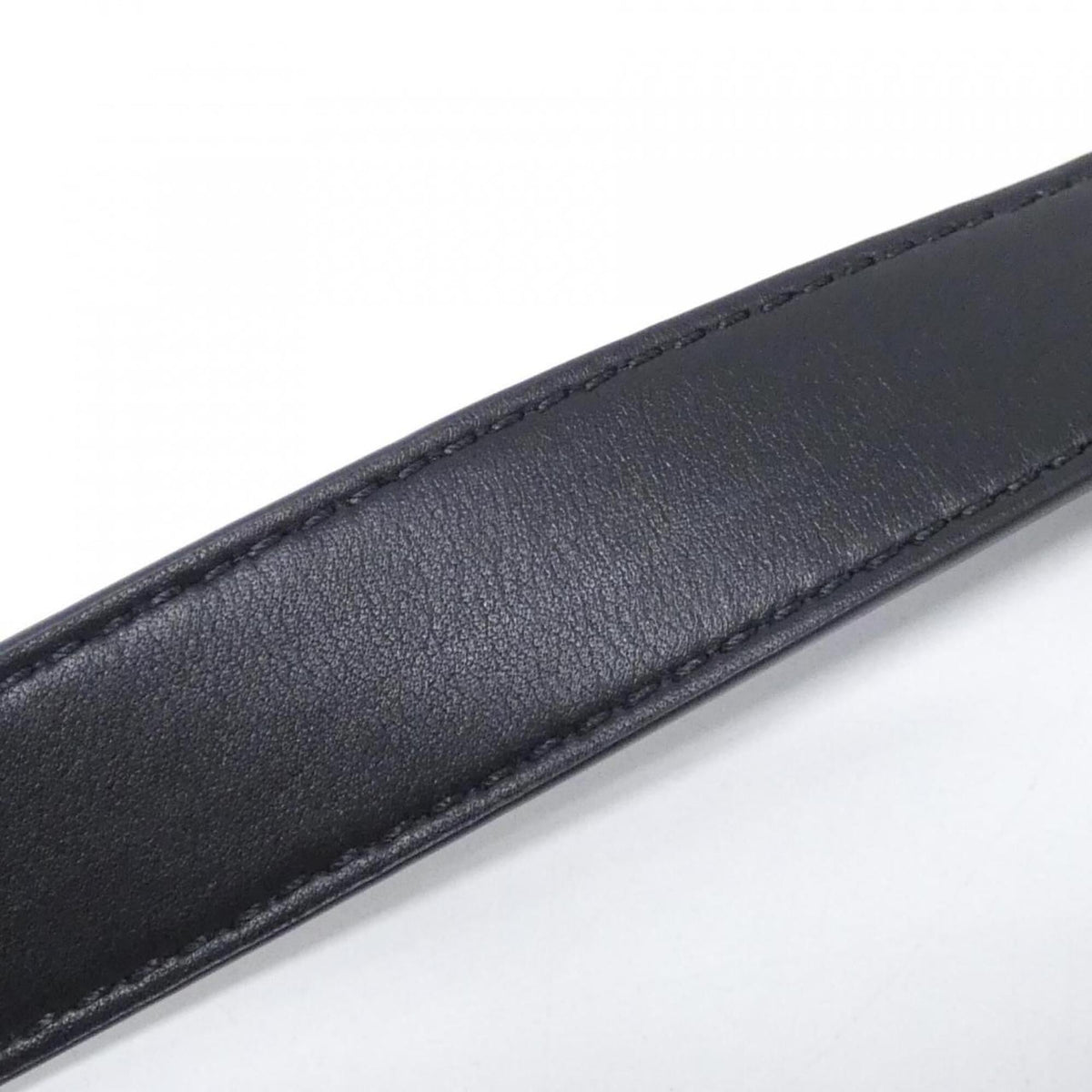 Loewe Black Leather Shoulder Bag (Pre-Owned)