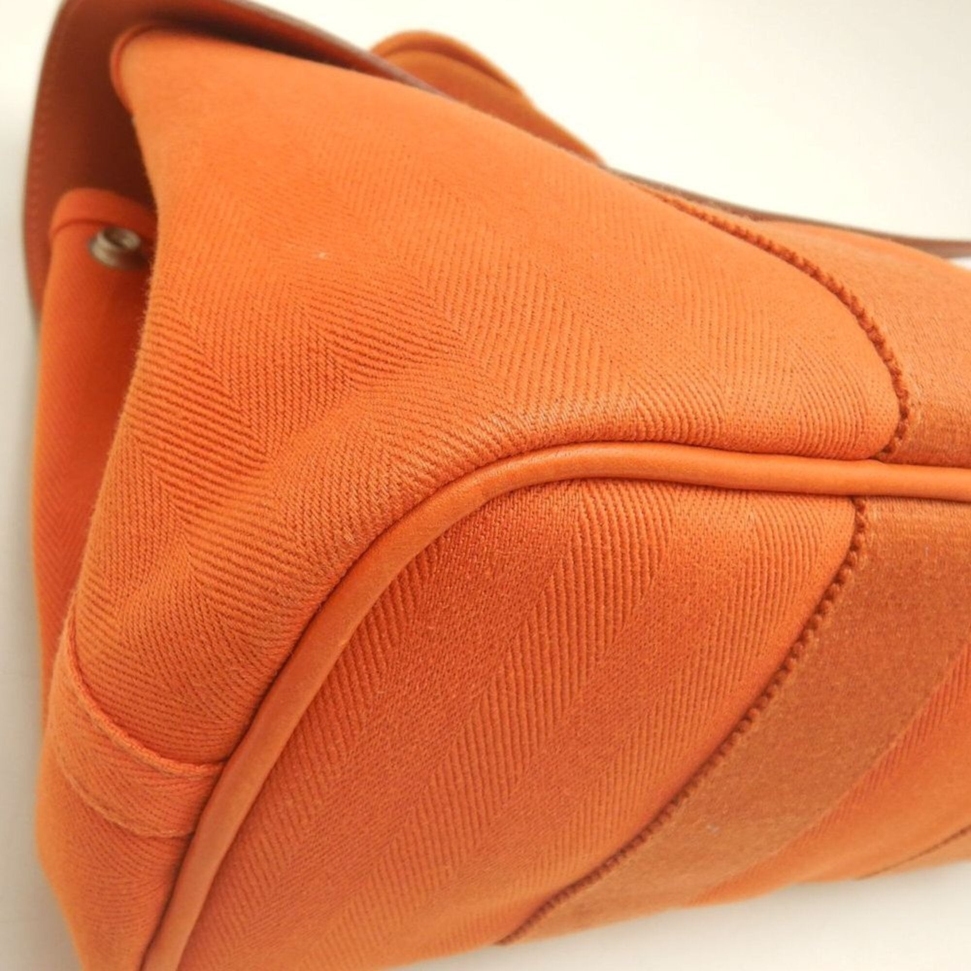 Hermes Orange Toile Chevron Leather Handbag (Pre-Owned)