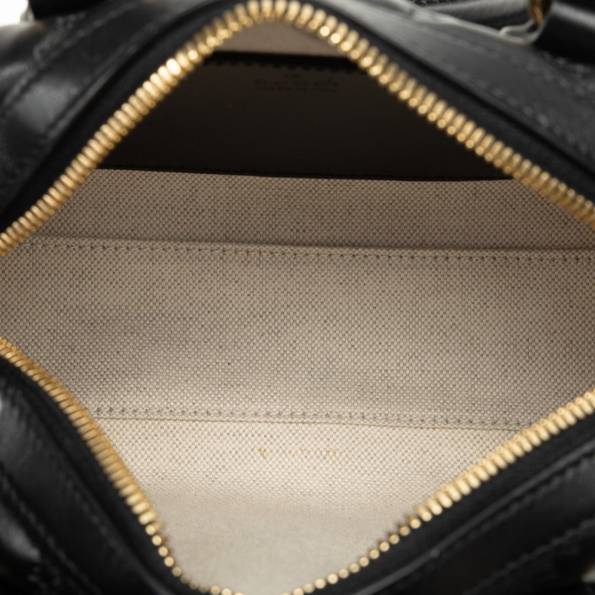 Gucci Black Leather Handbag Shoulder Bag (Pre-Owned)