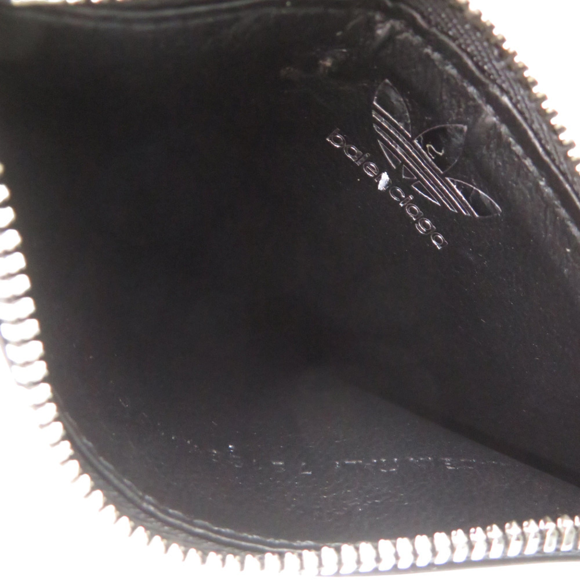 Balenciaga Black White Leather Shoulder Bag (Pre-Owned)