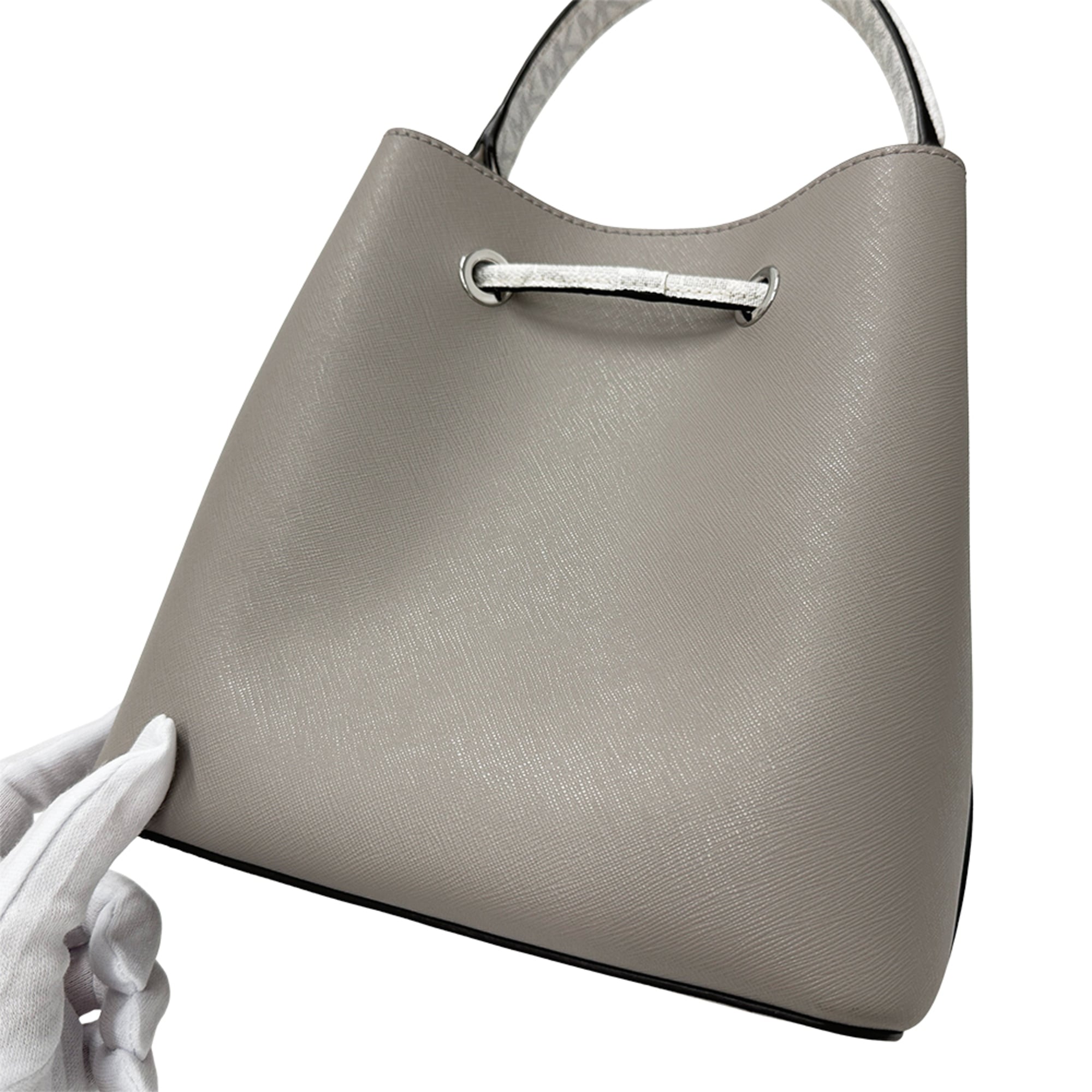 Michael Kors Gray White Leather Handbag Shoulder Bag (Pre-Owned)