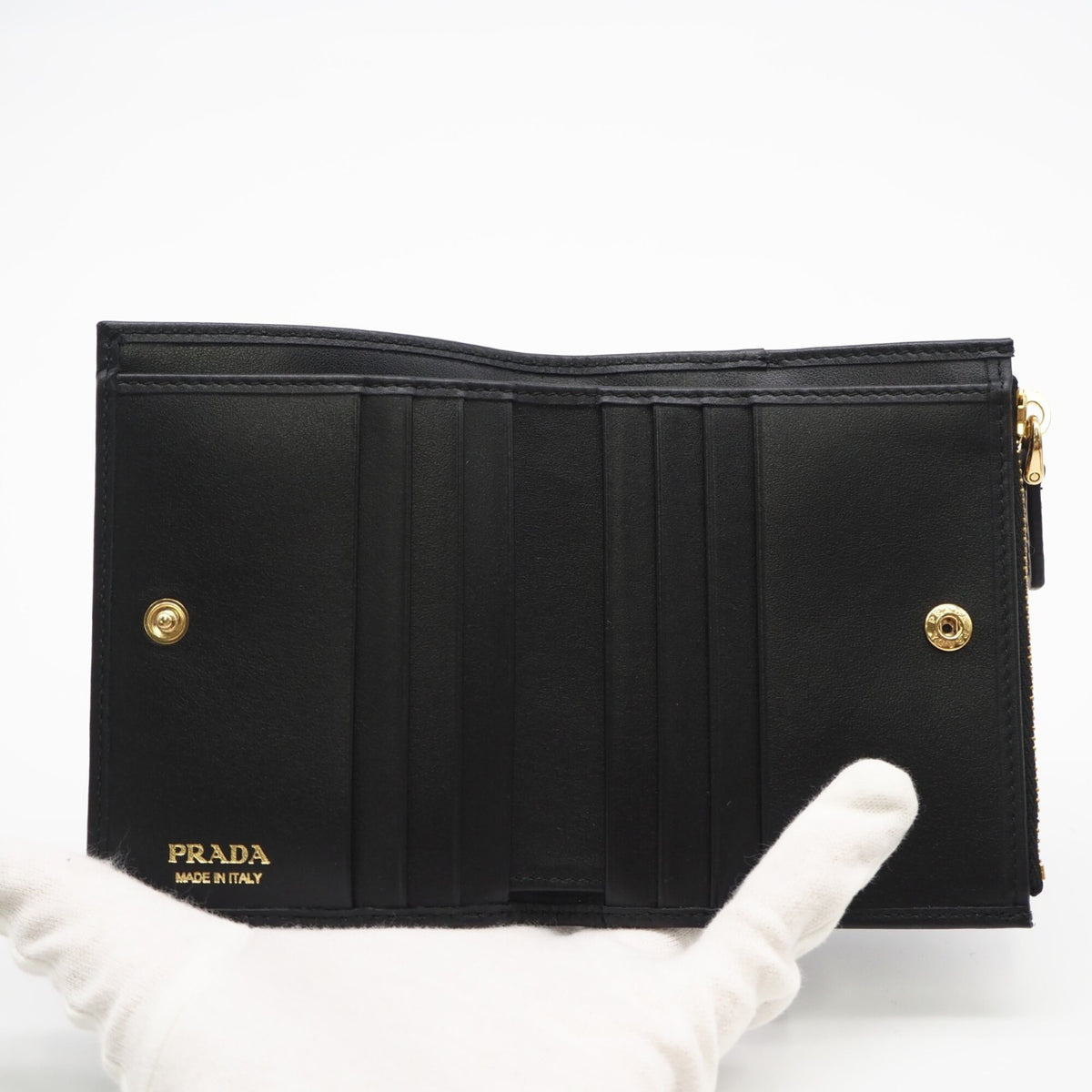 Prada Black Leather Wallet (Bi-Fold) (Pre-Owned)
