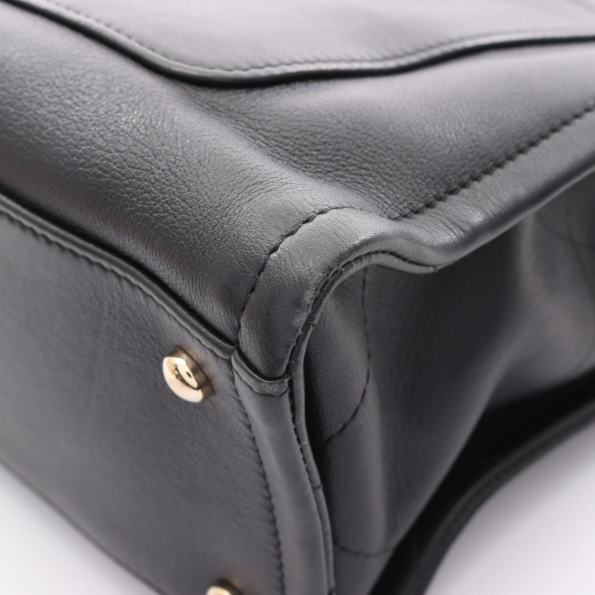 Chanel Black Leather Handbag Shoulder Bag (Pre-Owned)