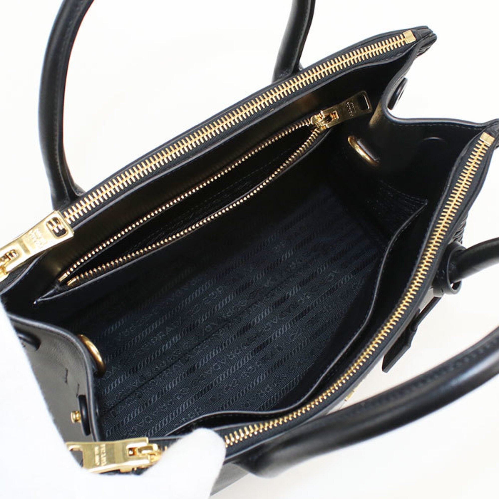 Prada Black Leather Tote Bag (Pre-Owned)