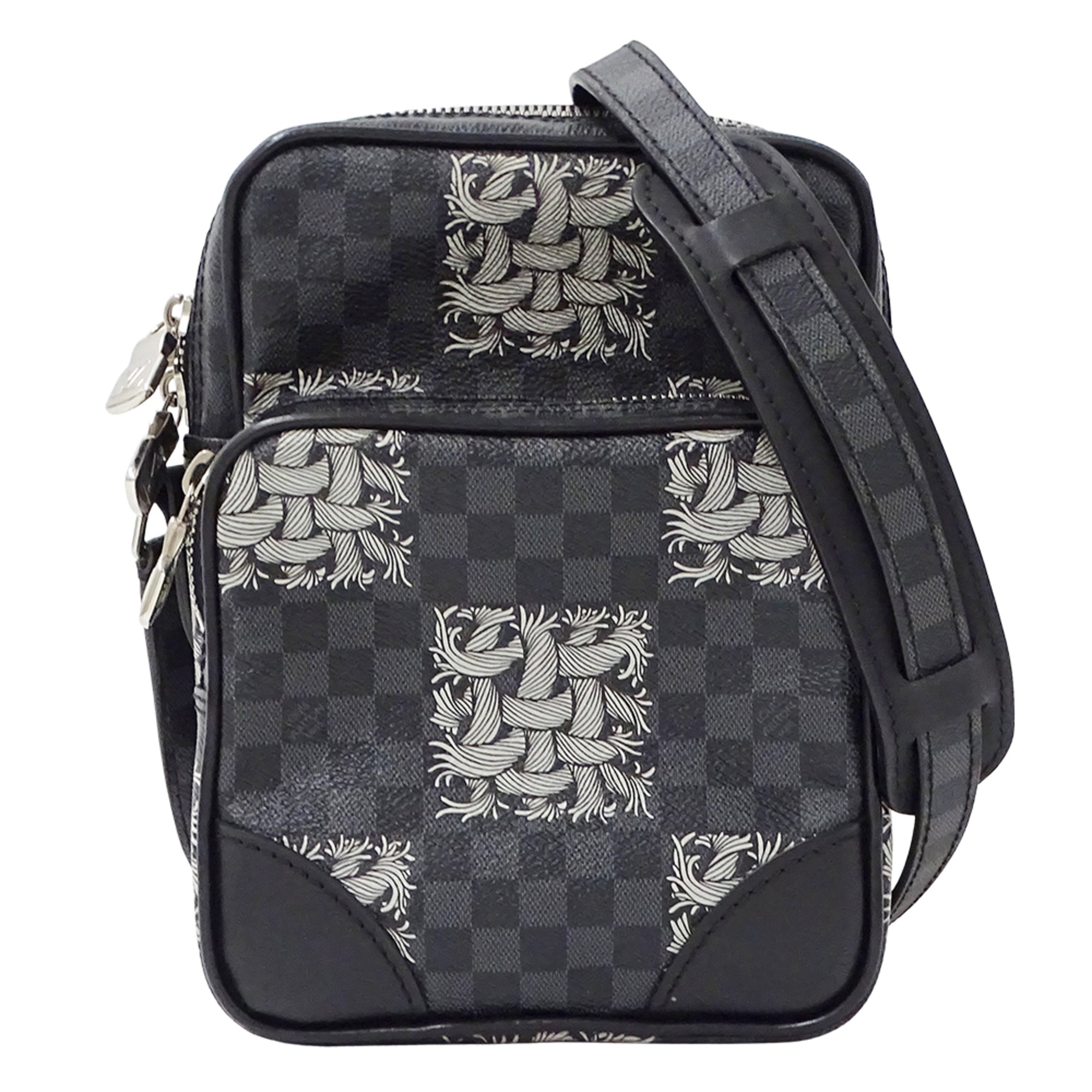Louis Vuitton Black Damier Graphite Damier Graphite Canvas Handbag Shoulder Bag (Pre-Owned)