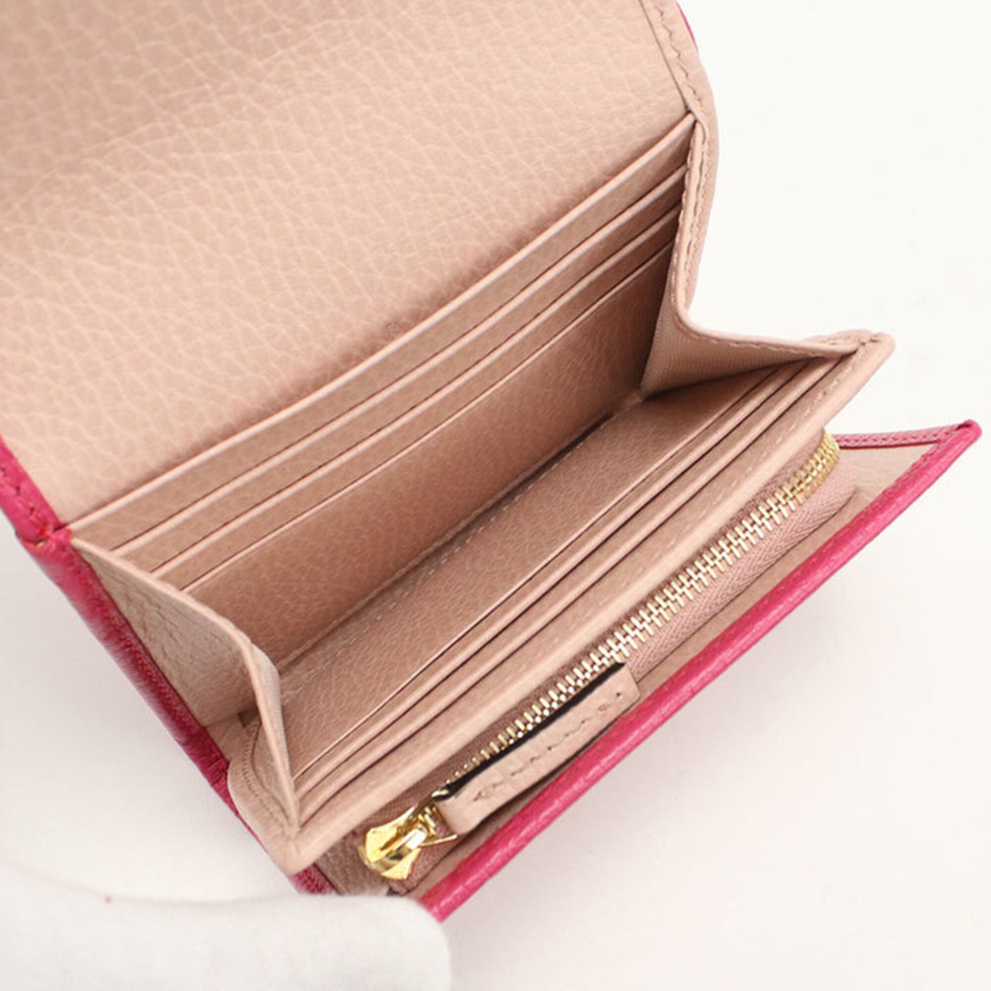 Gucci Pink Leather Wallet (Bi-Fold) (Pre-Owned)