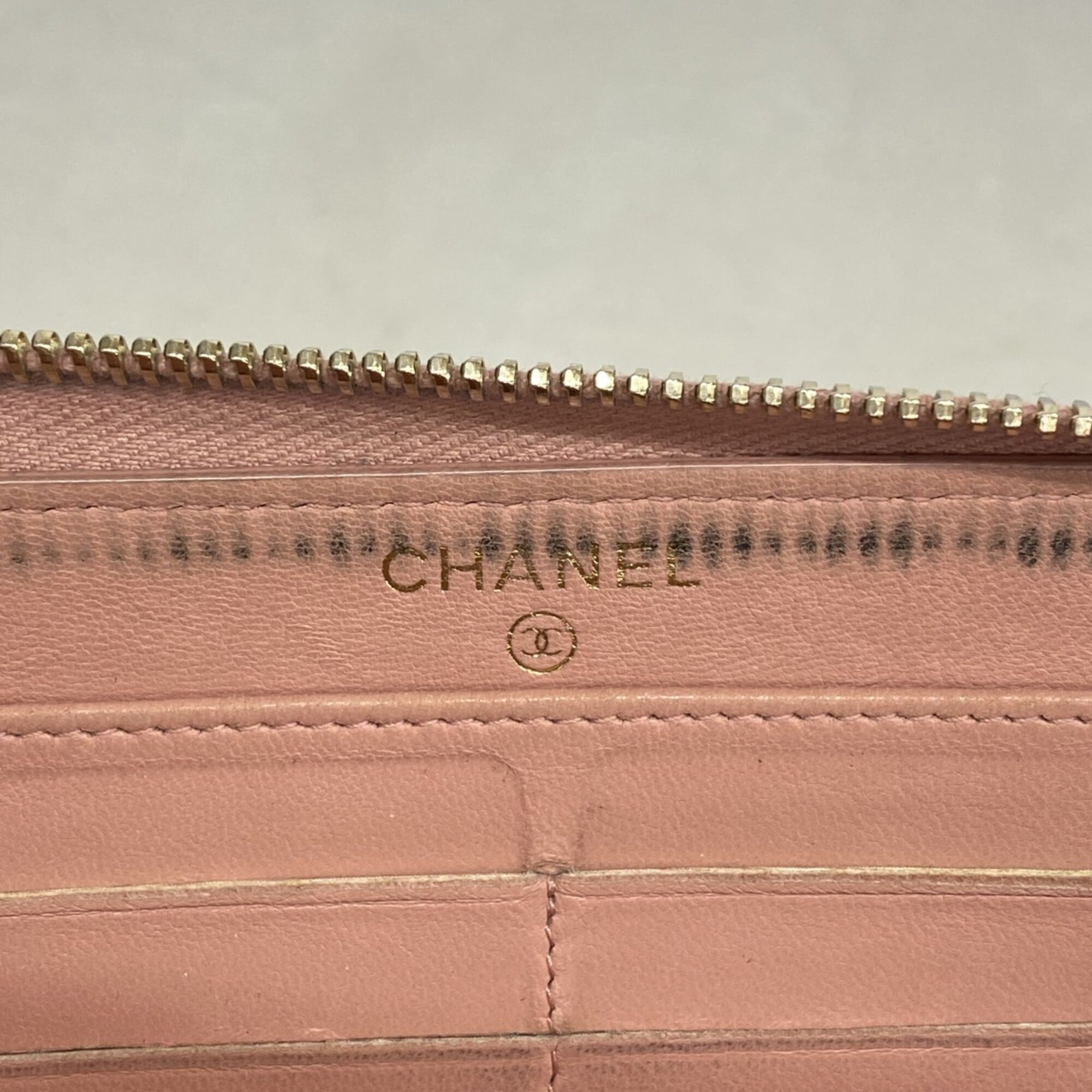 Chanel Pink Leather Long Wallet (Bi-Fold) (Pre-Owned)