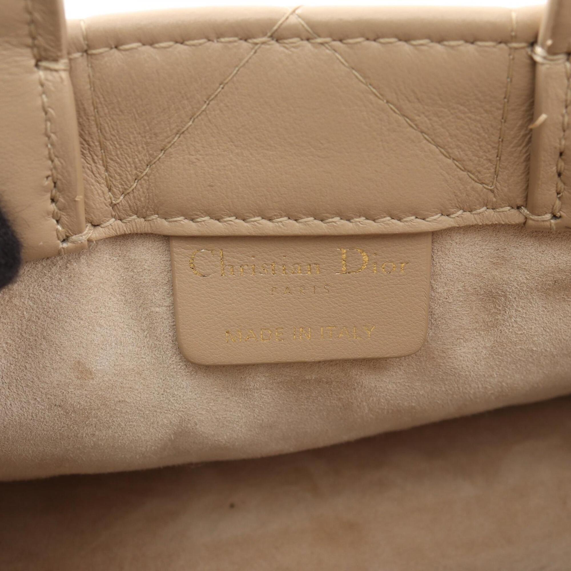 Christian Dior Beige Leather Handbag (Pre-Owned)