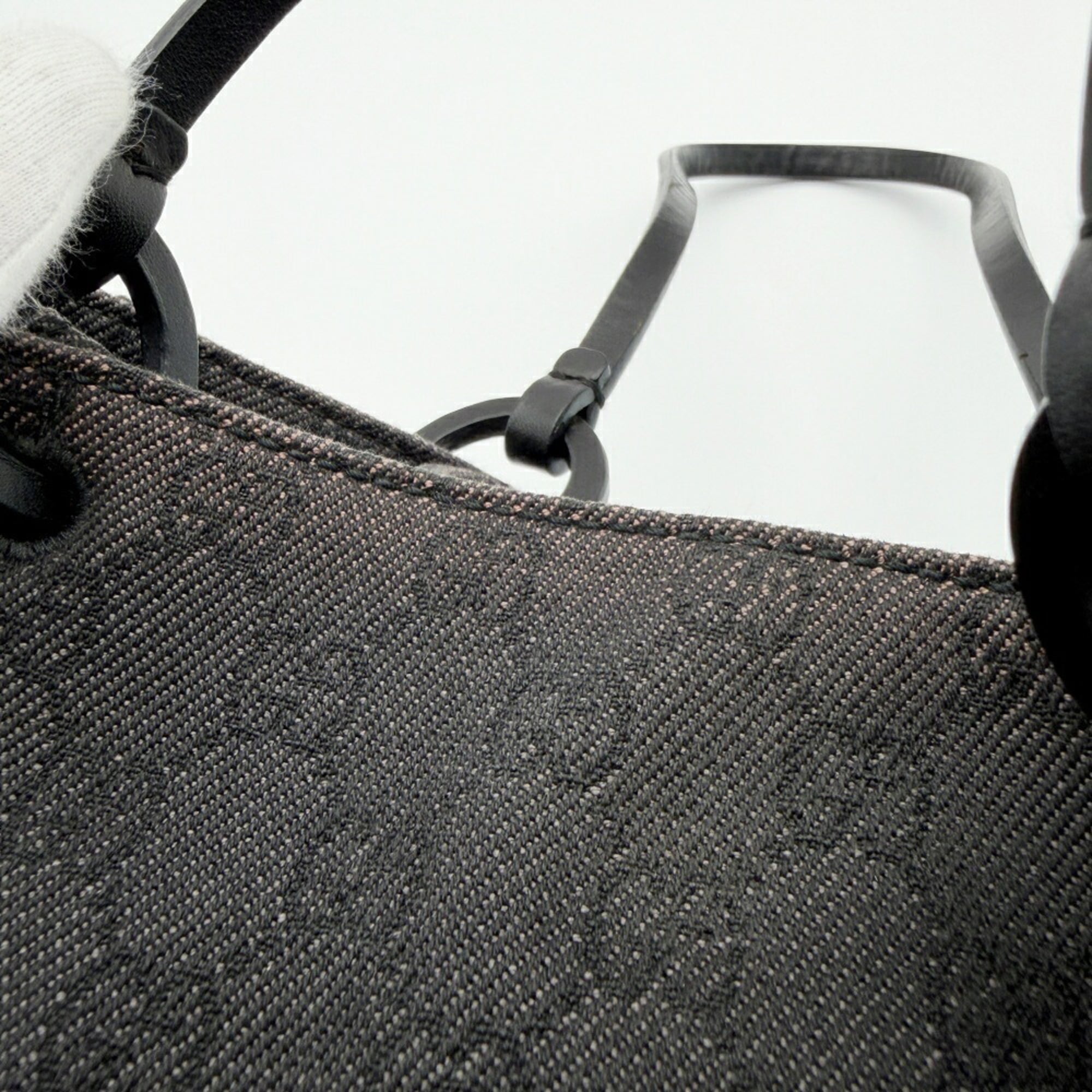 Gucci Black Gg Canvas Leather Handbag Tote Bag (Pre-Owned)