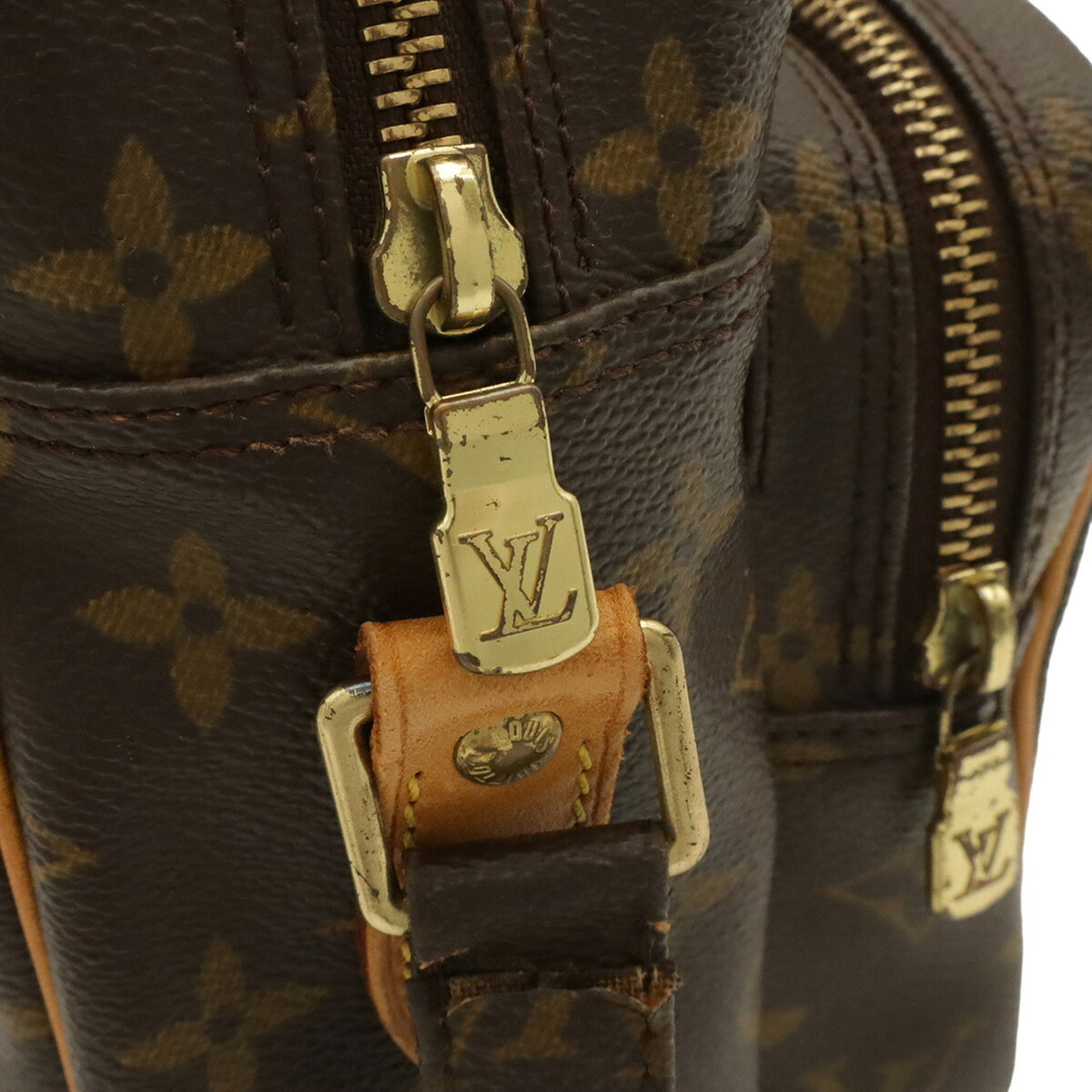 Louis Vuitton Brown Monogram Canvas Handbag Shoulder Bag (Pre-Owned)