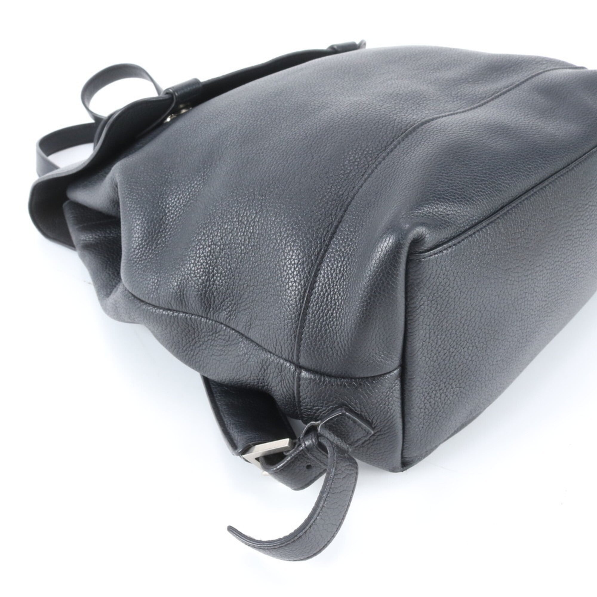 Saint Laurent Black Leather Backpack (Pre-Owned)