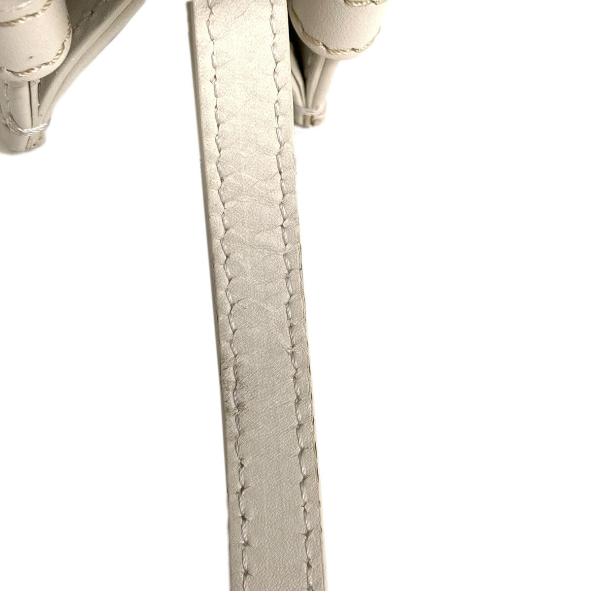 Chloé White Leather Handbag (Pre-Owned)