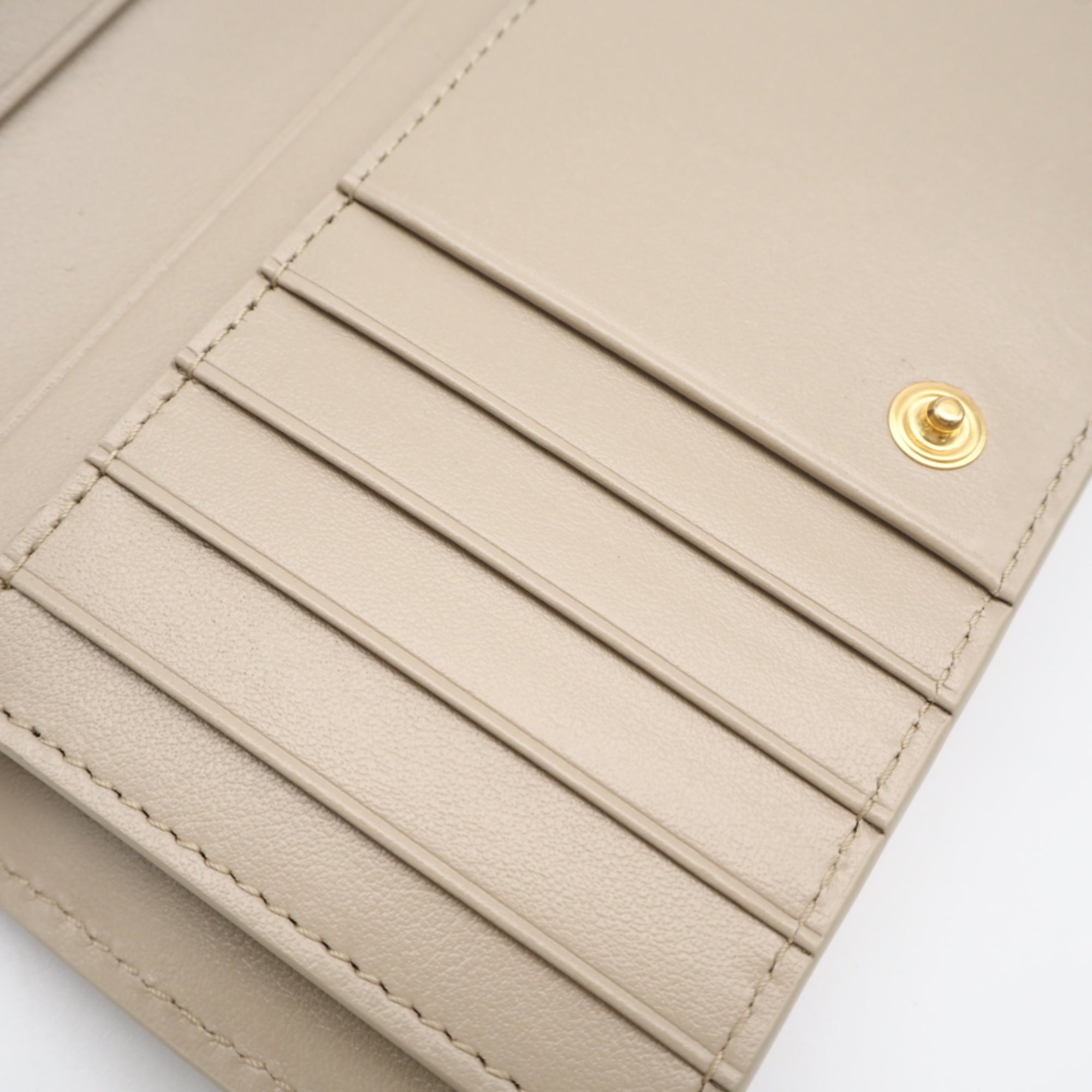 Bottega Veneta Intrecciato Beige Leather Wallet (Bi-Fold) (Pre-Owned)