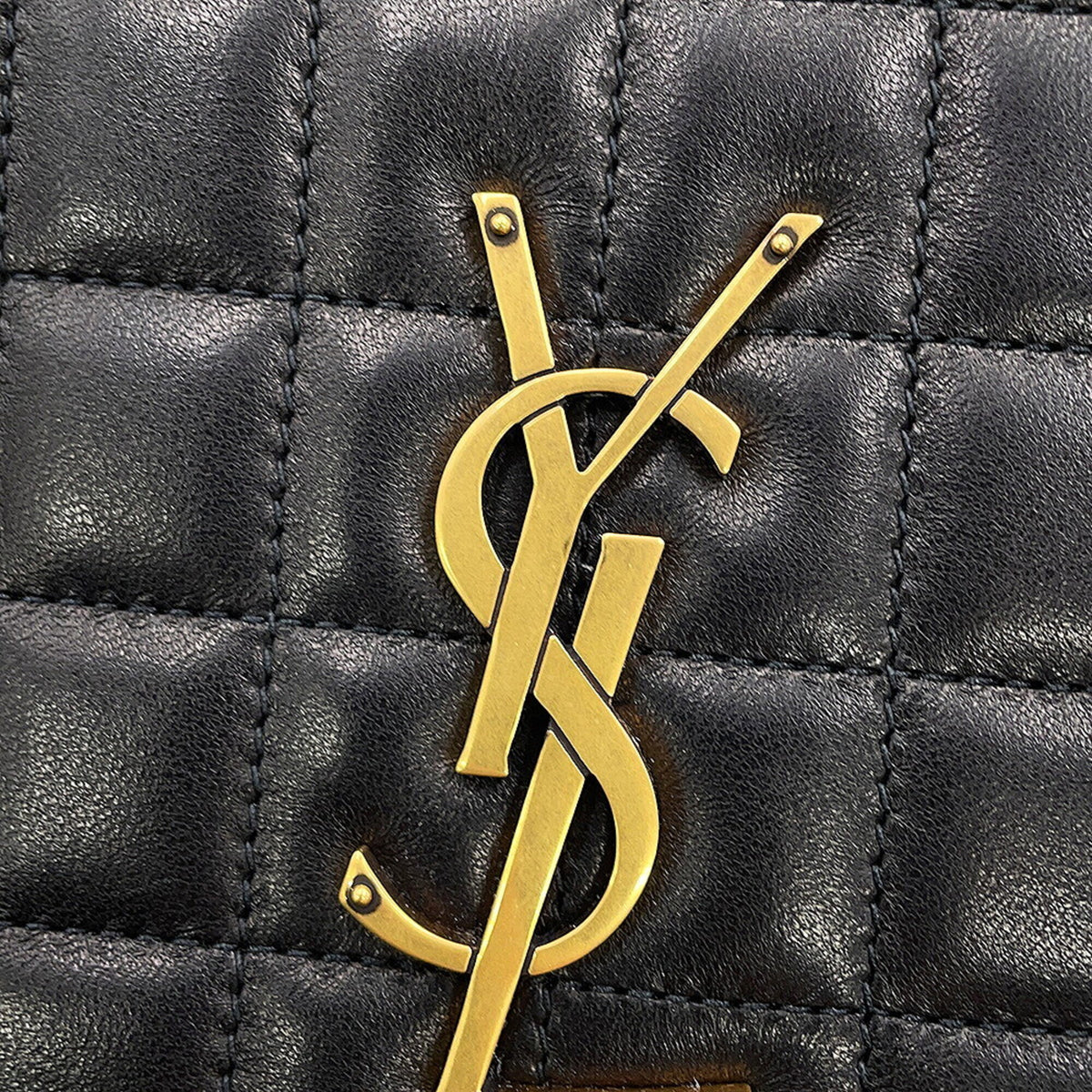 Yves Saint Laurent Black Leather Clutch Bag (Pre-Owned)