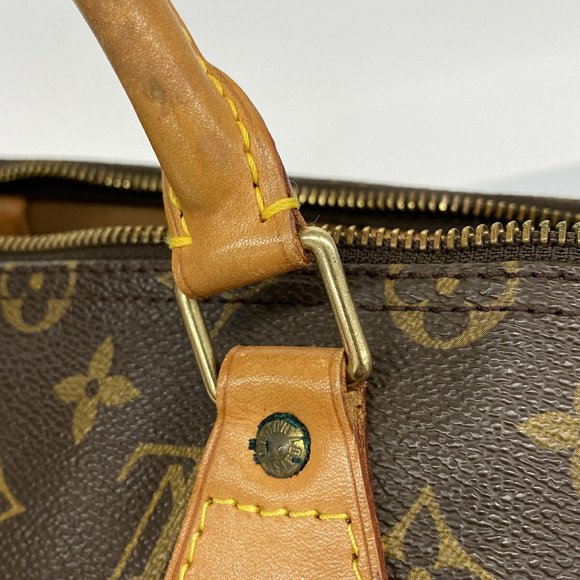 Louis Vuitton Brown Handbag (Pre-Owned)
