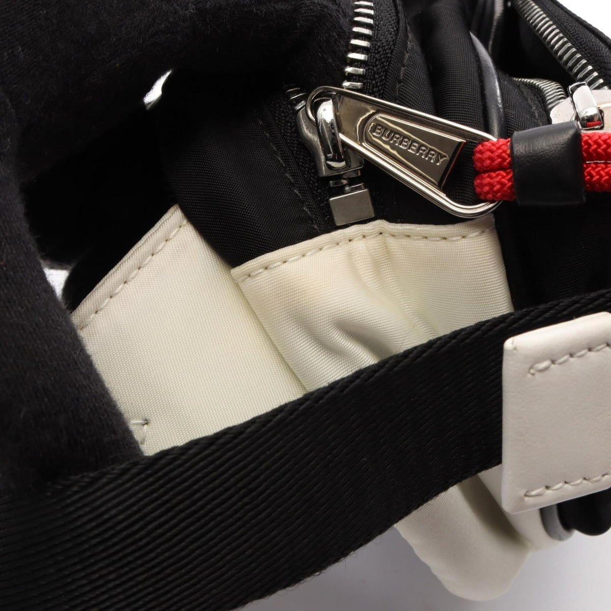 Burberry Black Red Color White Nylon Leather Fanny Pack Handbag (Pre-Owned)