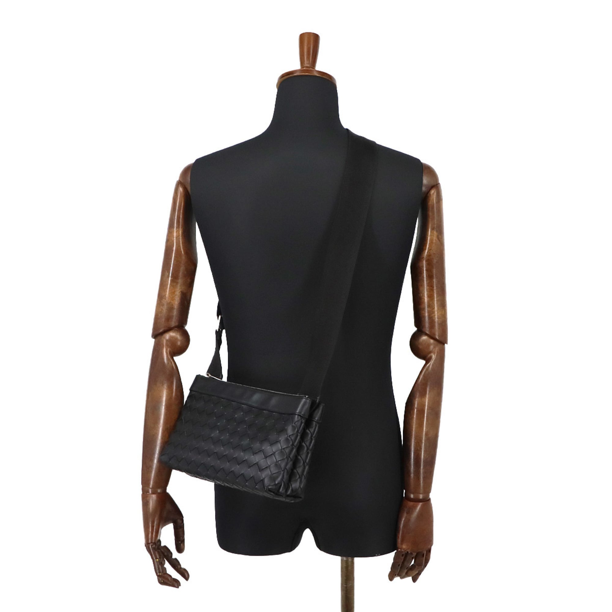 Bottega Veneta Black Intrecciato Leather Handbag Shoulder Bag (Pre-Owned)