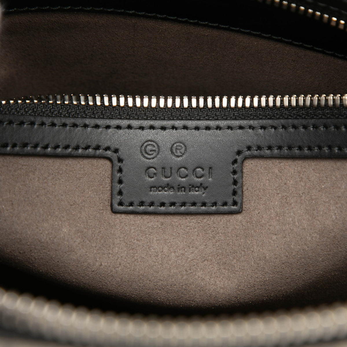 Gucci Beige Black Pvc Leather Shoulder Bag (Pre-Owned)