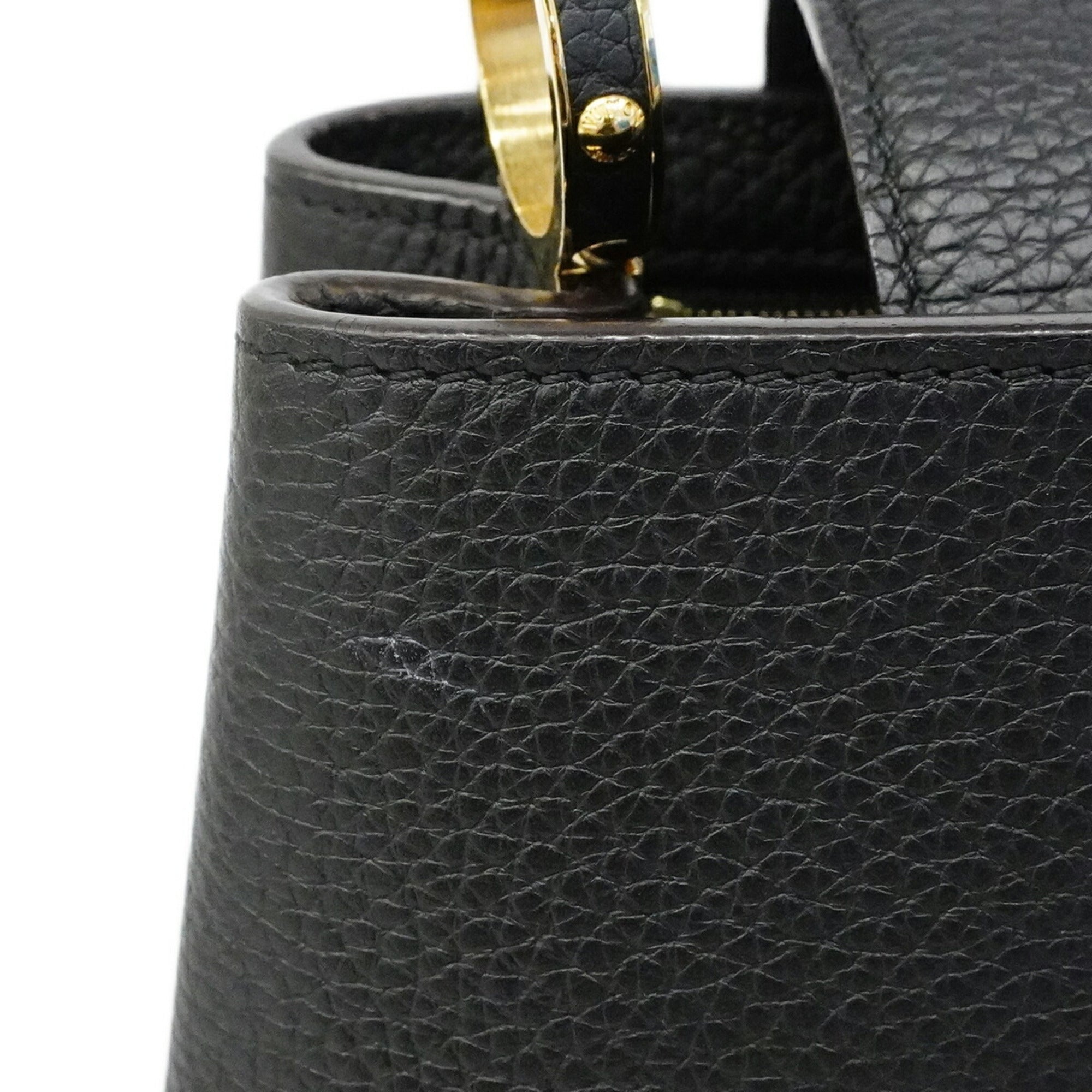 Louis Vuitton Noir Handbag (Pre-Owned)