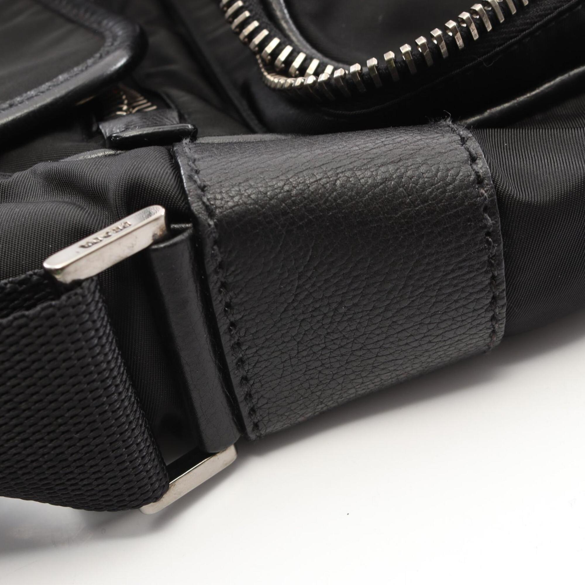 Prada Black Nylon Leather Handbag Shoulder Bag (Pre-Owned)