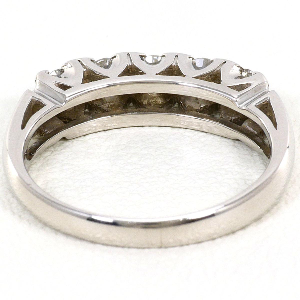 Unbranded Platinum 900 Band Ring (Pre-Owned)