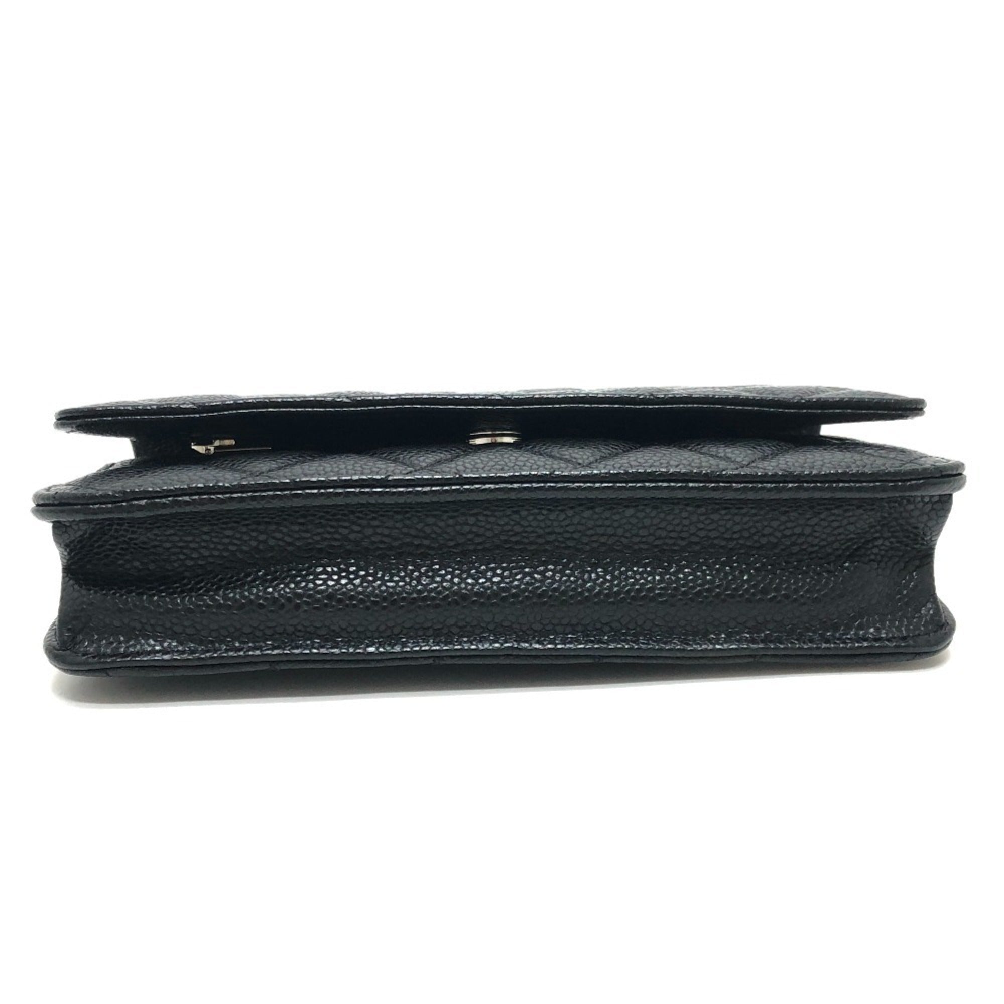 Chanel Matelasse Black Grained Calfskin Shoulder Bag (Pre-Owned)