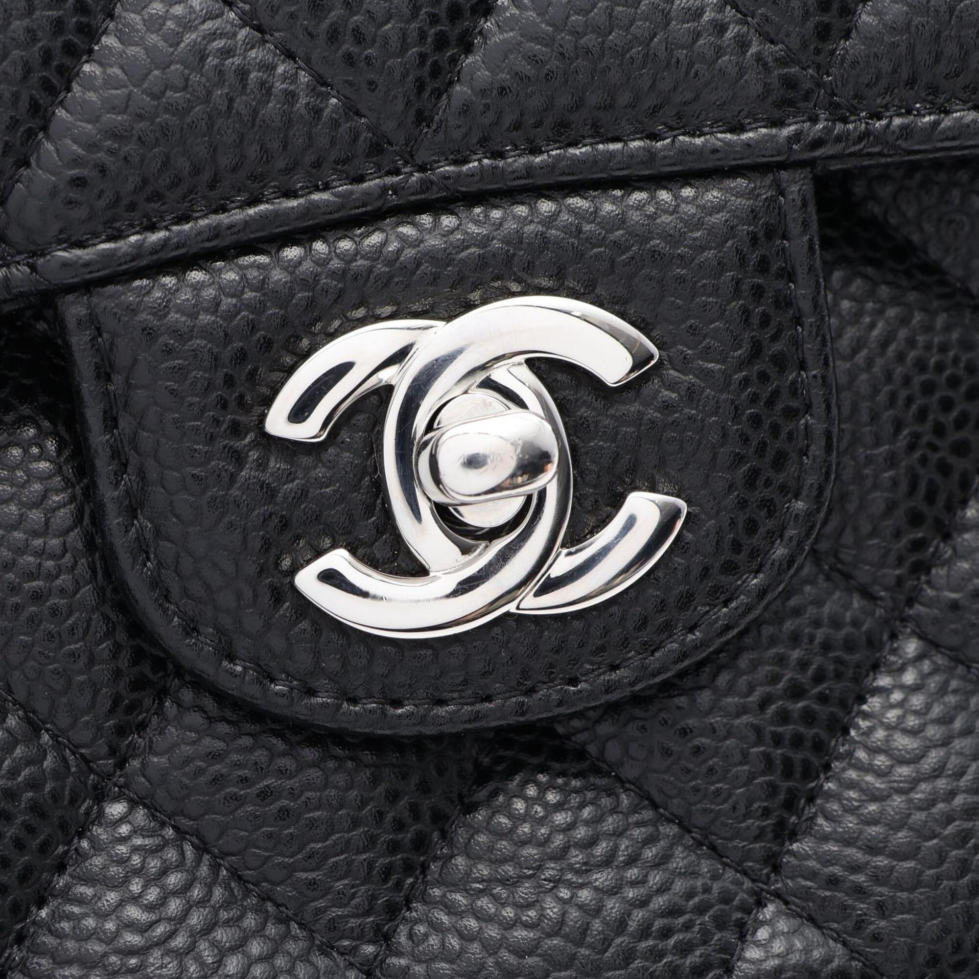 Chanel Black Grained Calfskin Handbag Shoulder Bag (Pre-Owned)