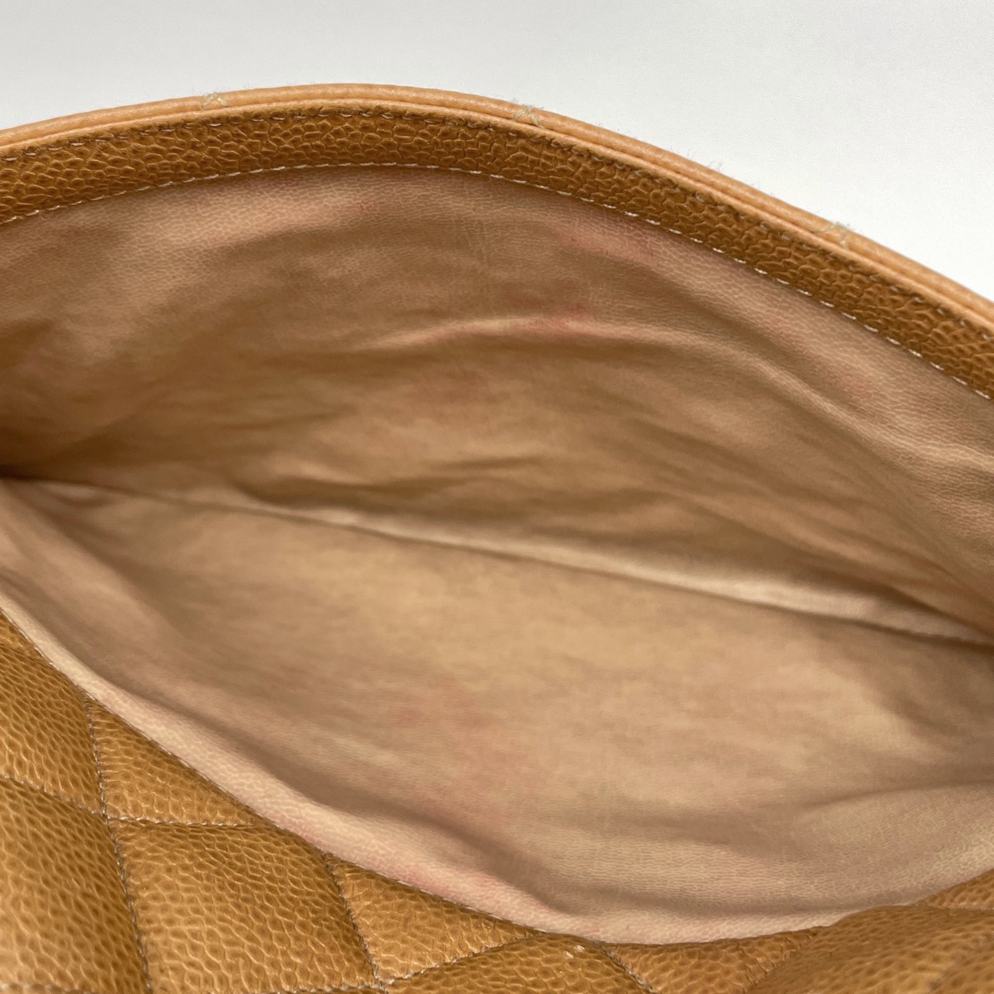 Chanel Beige Grained Calfskin Shoulder Bag (Pre-Owned)