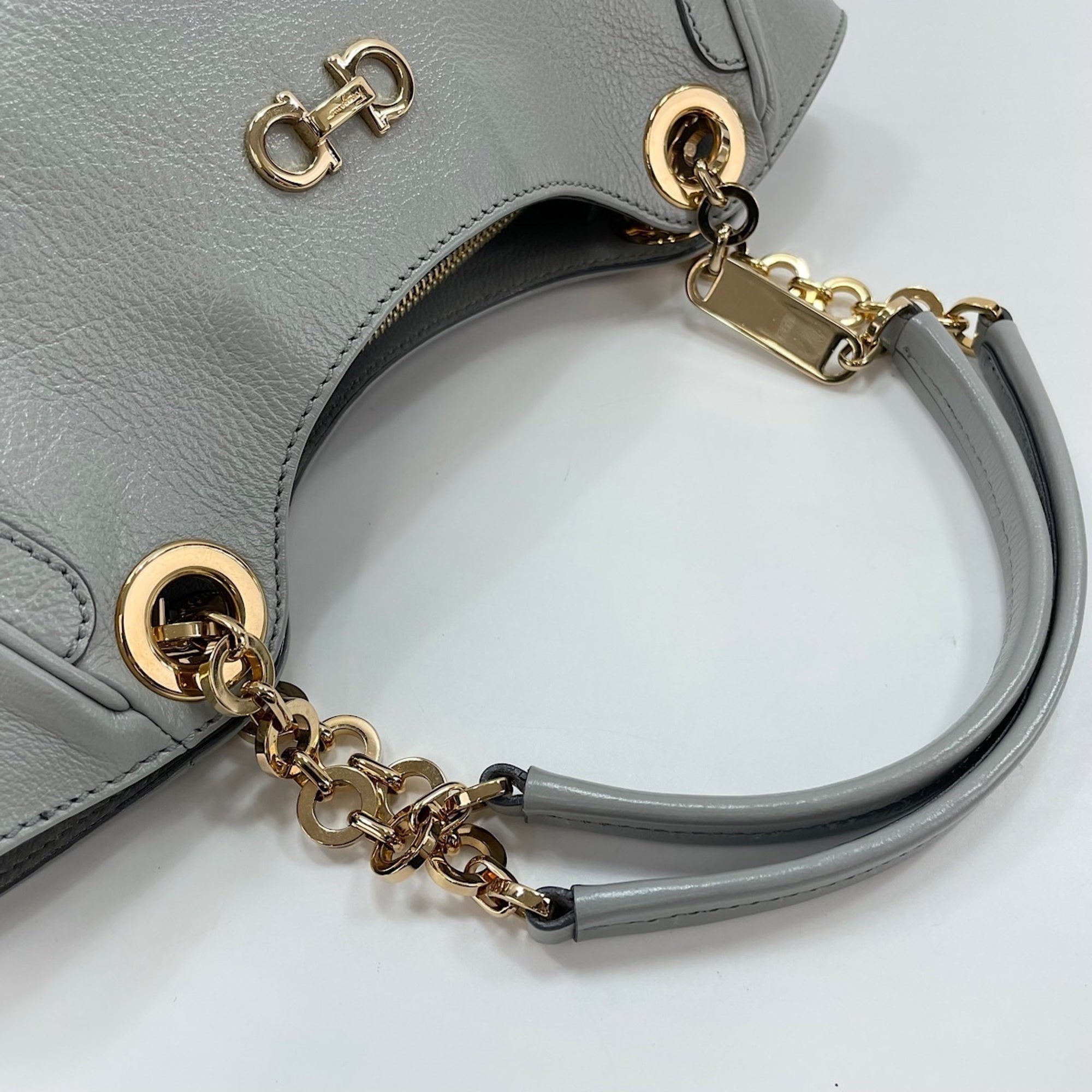 Salvatore Ferragamo Gancini Gray Handbag (Pre-Owned)