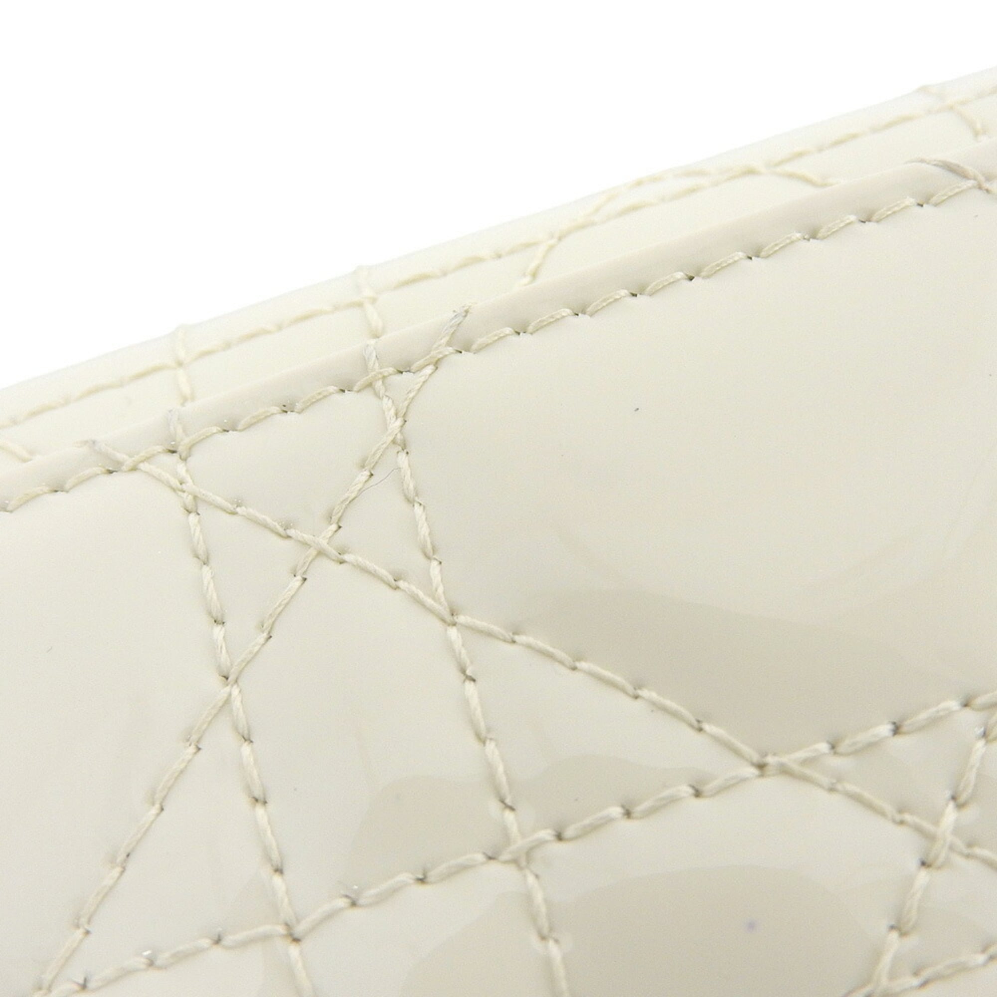 Christian Dior Ivory Patent Leather Wallet (Tri-Fold) (Pre-Owned)